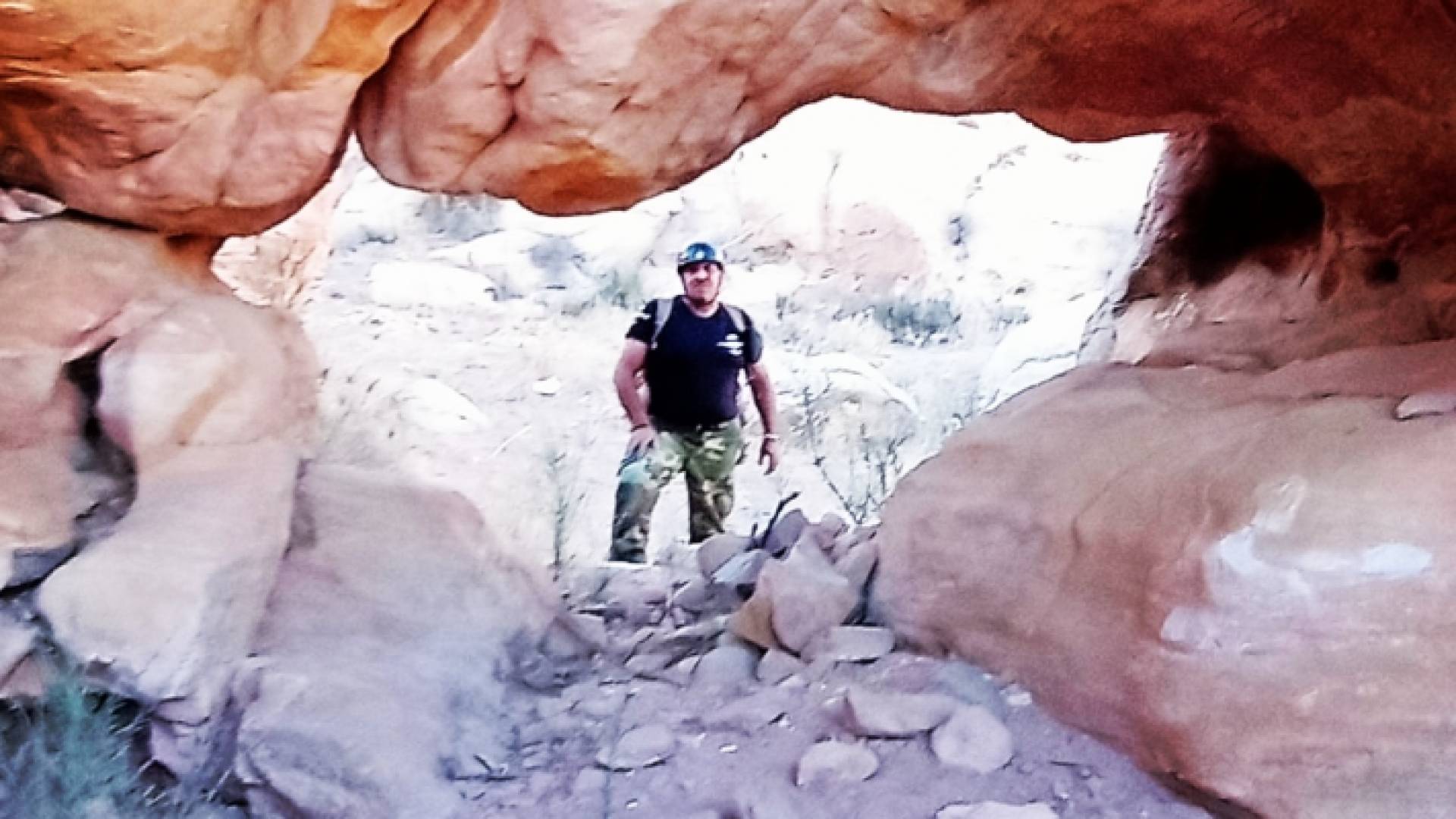 المغامر الأردني أوس المرايات