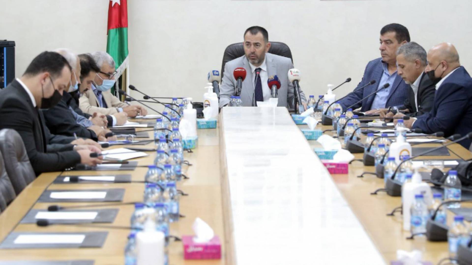 لجنة الطاقة والثروة المعدنية