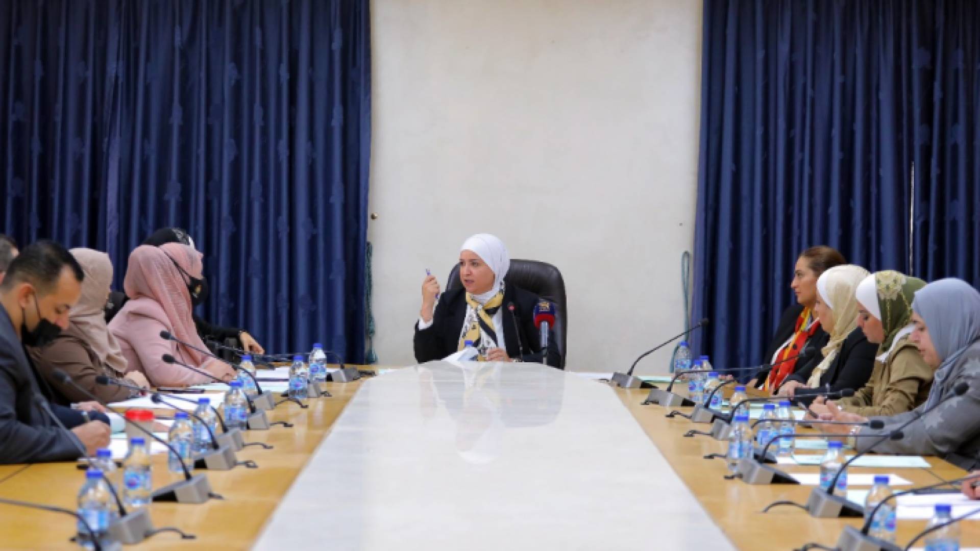 خلال اجتماع أعضاء الملتقى