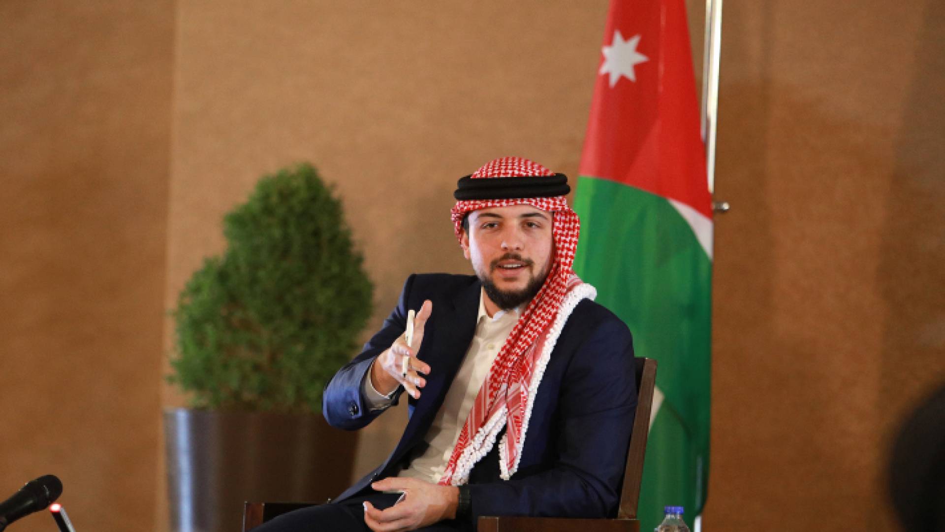 "الأزمات": 2 مليون جرعة كورونا أعطيت للمواطنين