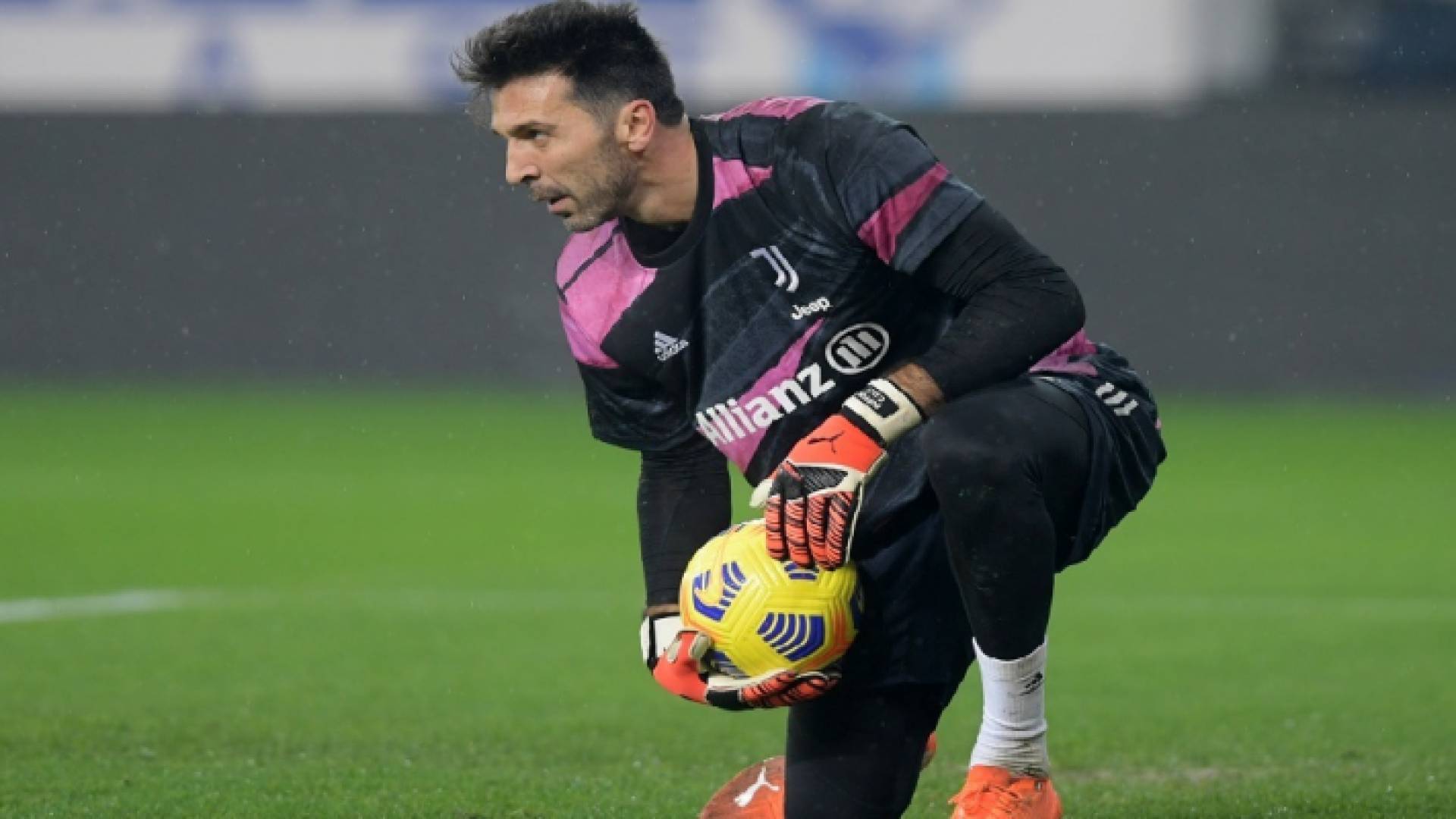 جانلويجي بوفون - أرشيفية