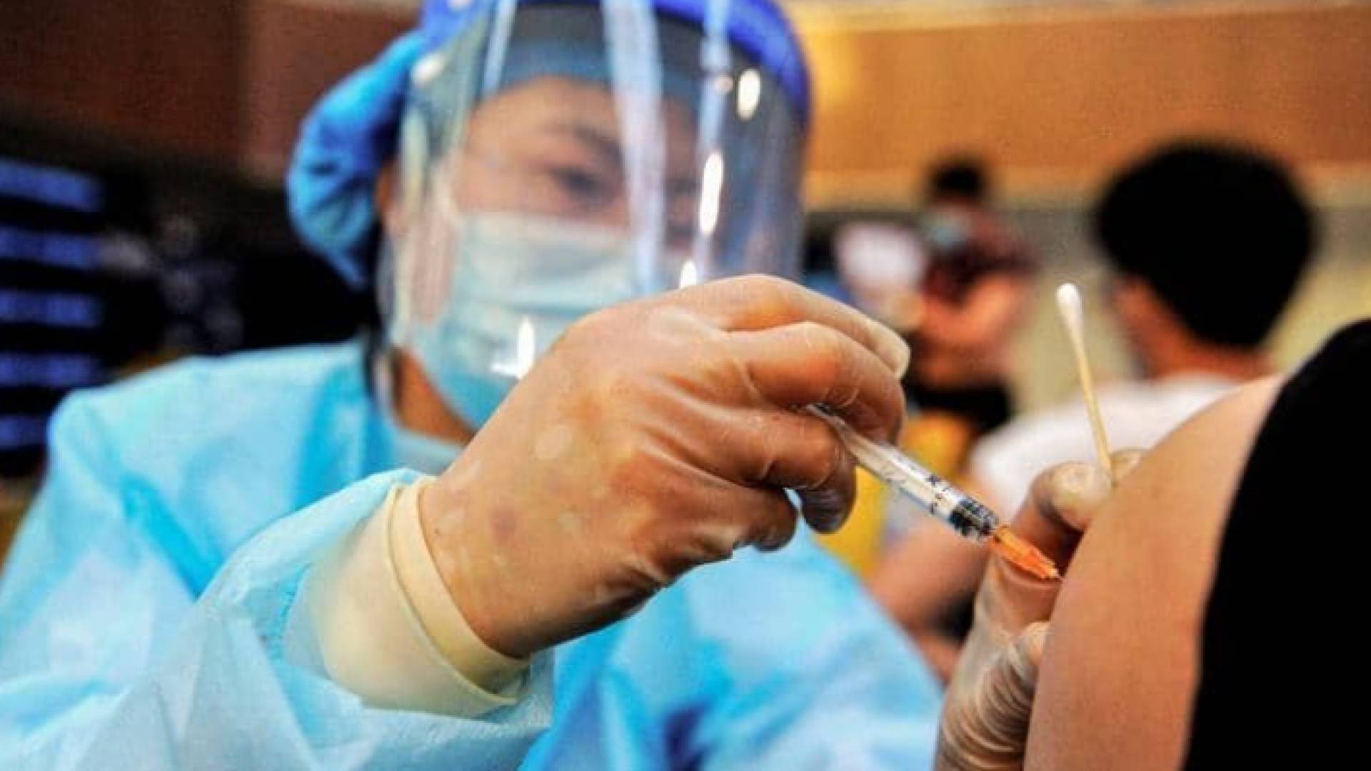 من حملة التطعيم ضد كورونا في الصين