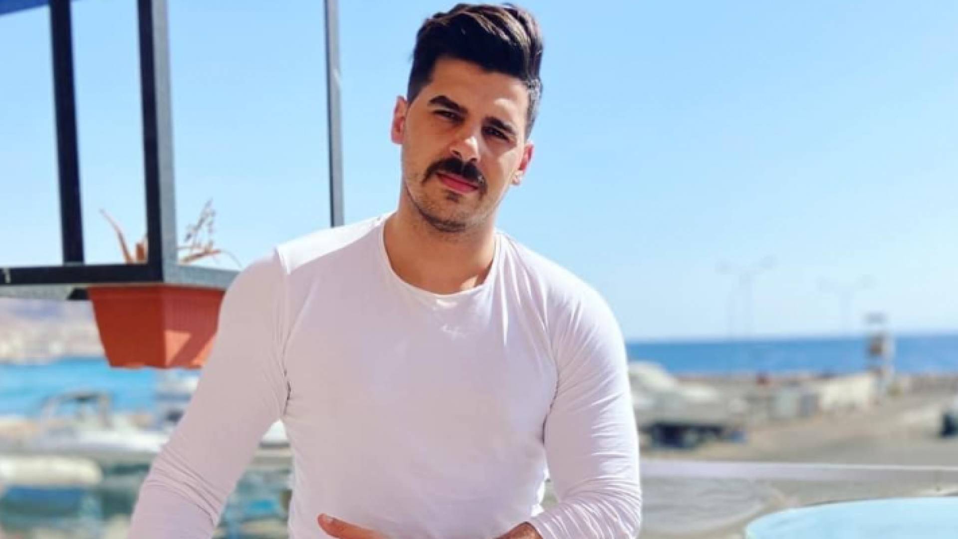 الراحل الكابتن عمار البوريني