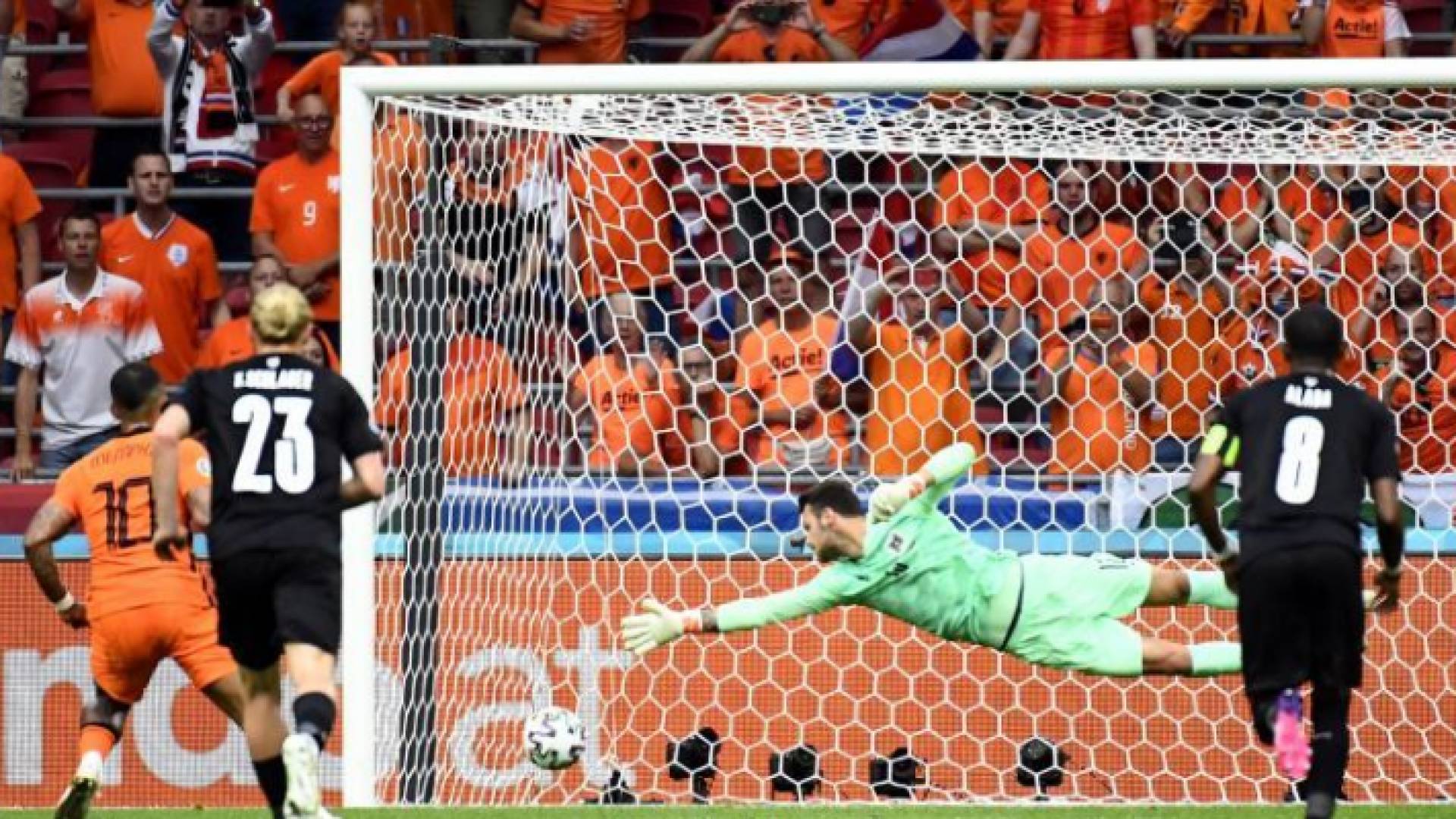 هولندا تتأهل مبكرا من بوابة النمسا