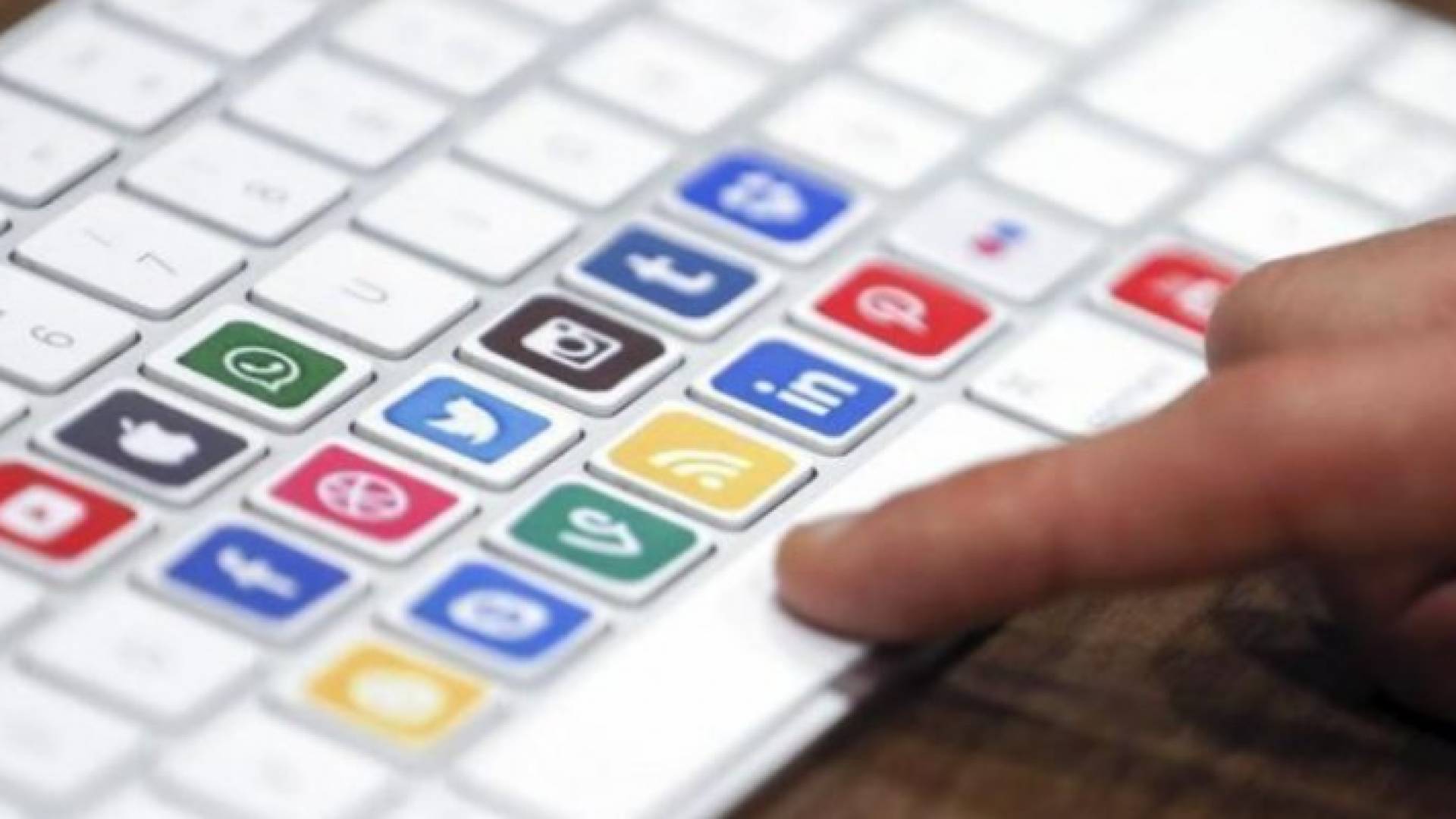 مواقع التواصل الاجتماعي - ارشيفية