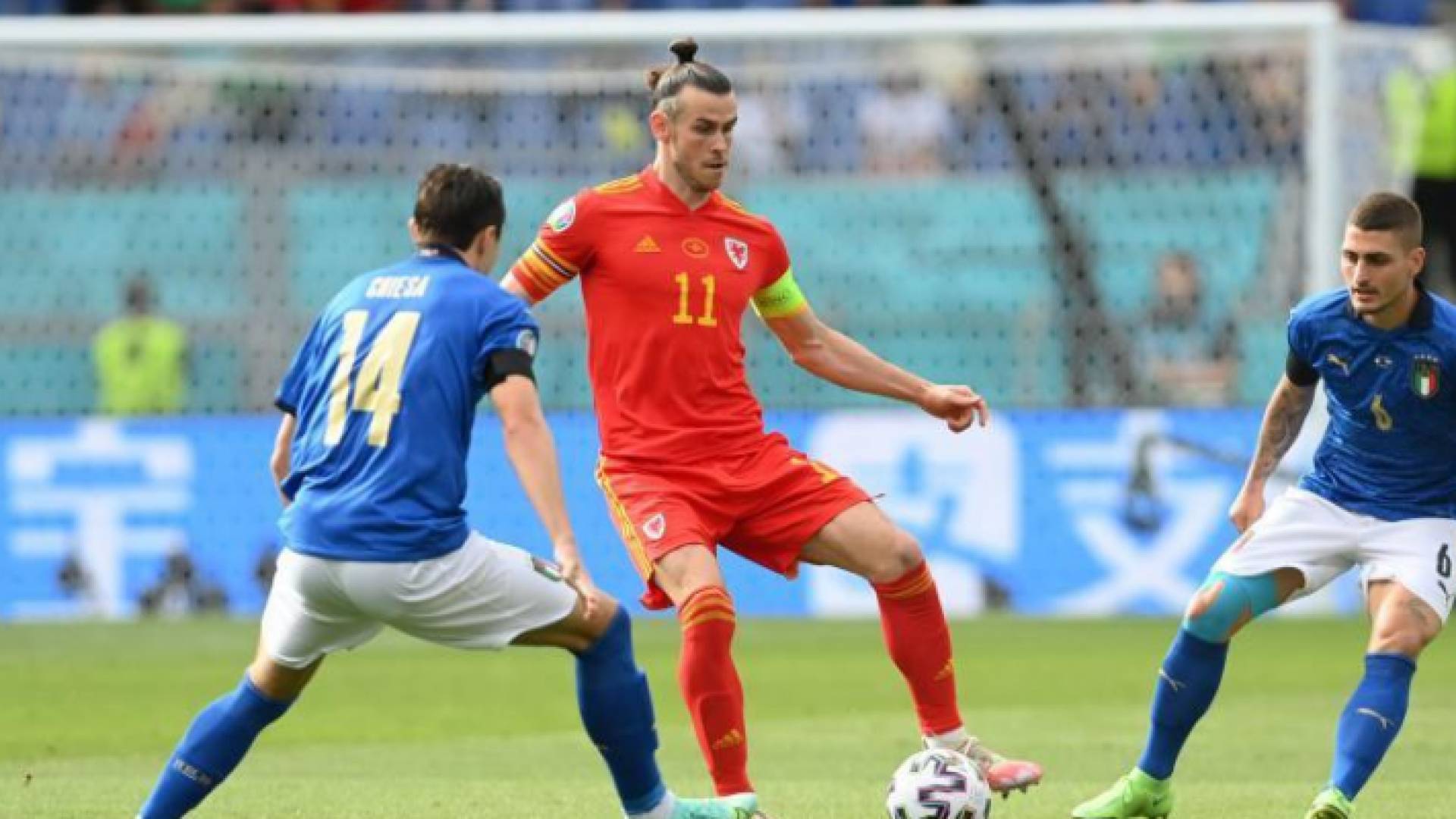 إيطاليا تواصل تألقها وتتجاوز ويلز بهدف نظيق