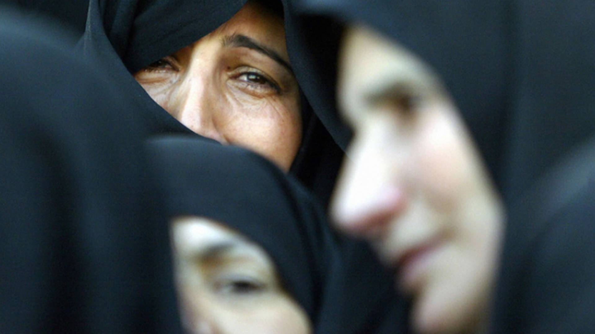 أزمة كورونا تضاعف معاناة الأرامل في يومهن العالمي