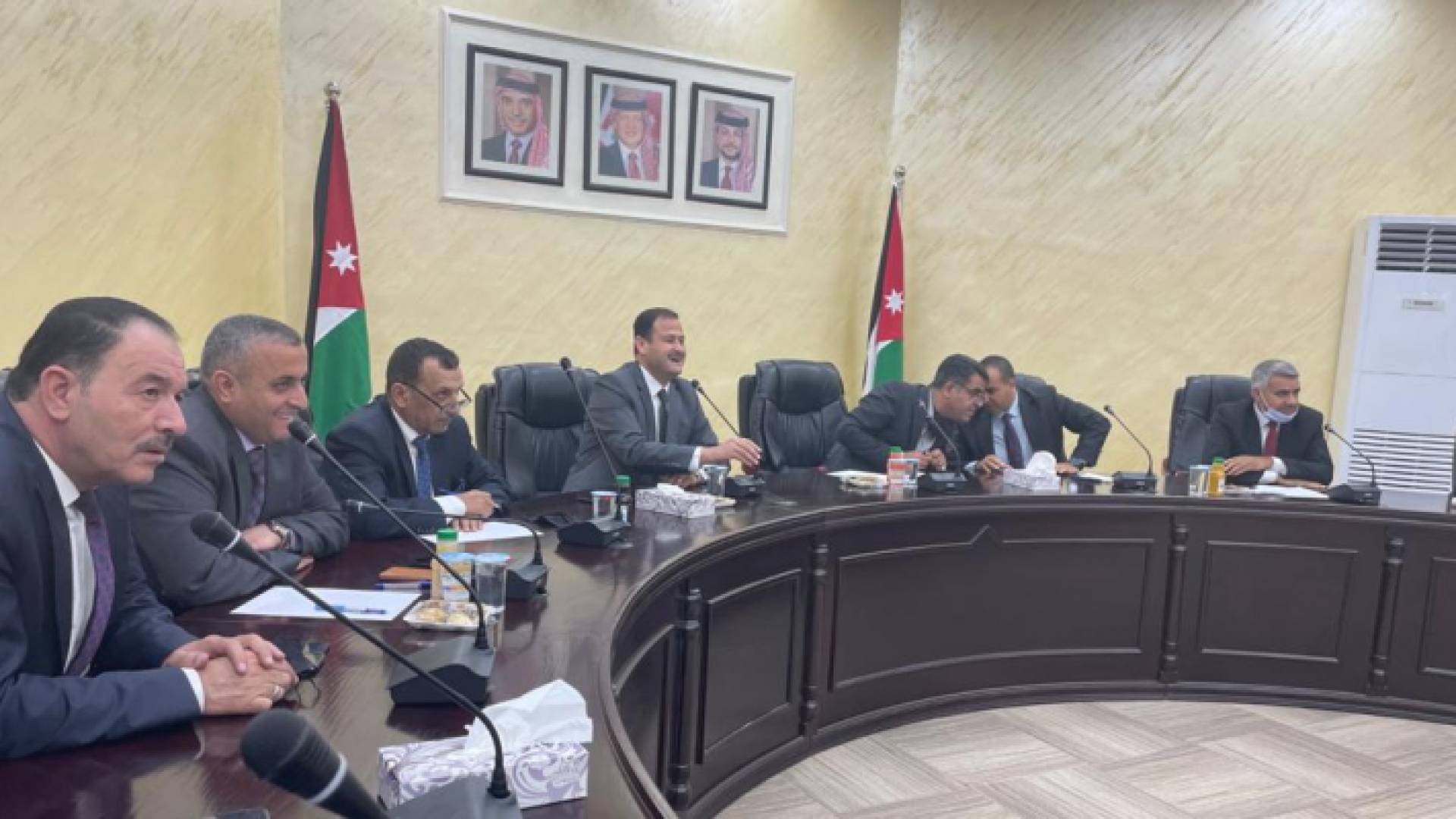 من جولة اللجنة في محافظة معان