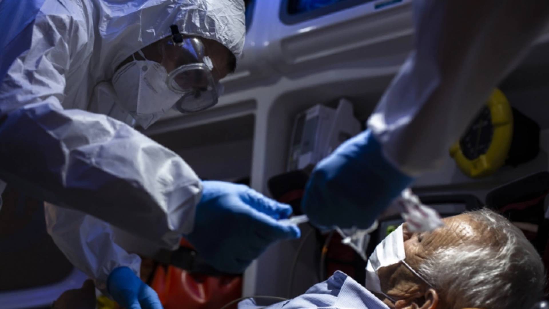 مريض كورونا على سرير الشفاء - ارشيفية