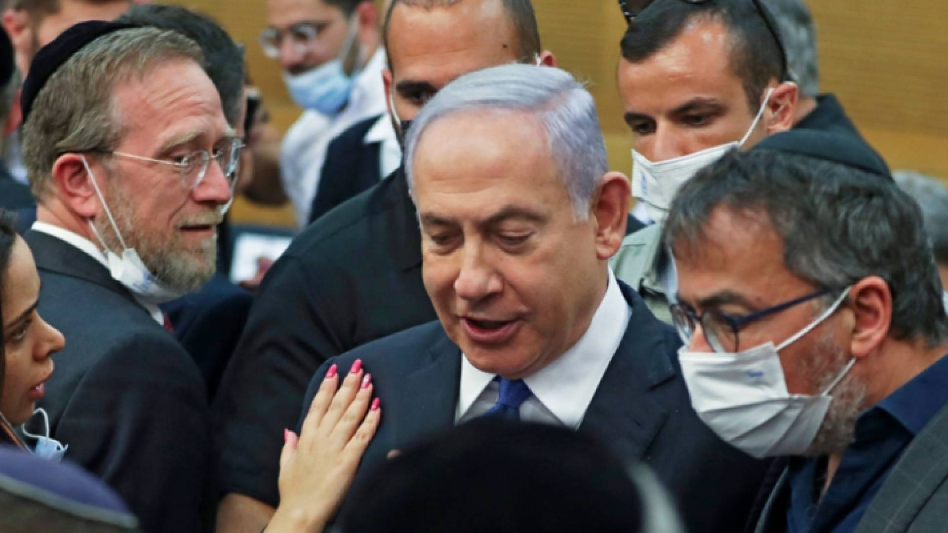 بنامين نتنياهو وأعضاء من الكنيست