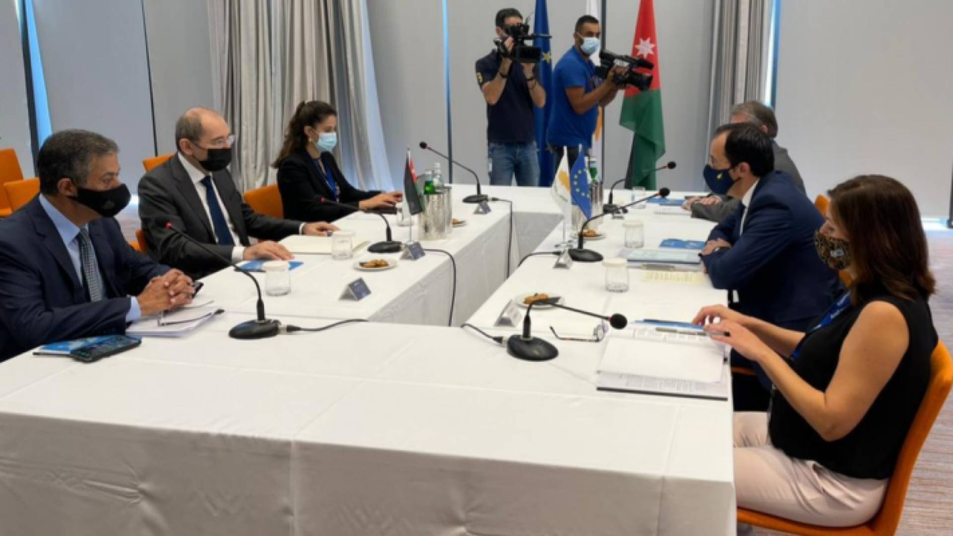 مؤتمر صحفي مشترك لوزير الخارجية وشؤون المغتربين أيمن الصفدي مع نظيره القبرصي في لارنكا