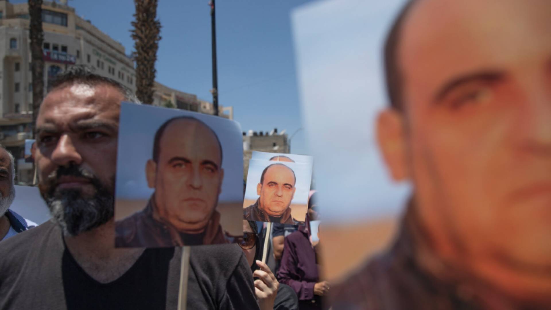 استمرار المظاهرات احتجاجا على اغتيال نزار بنات