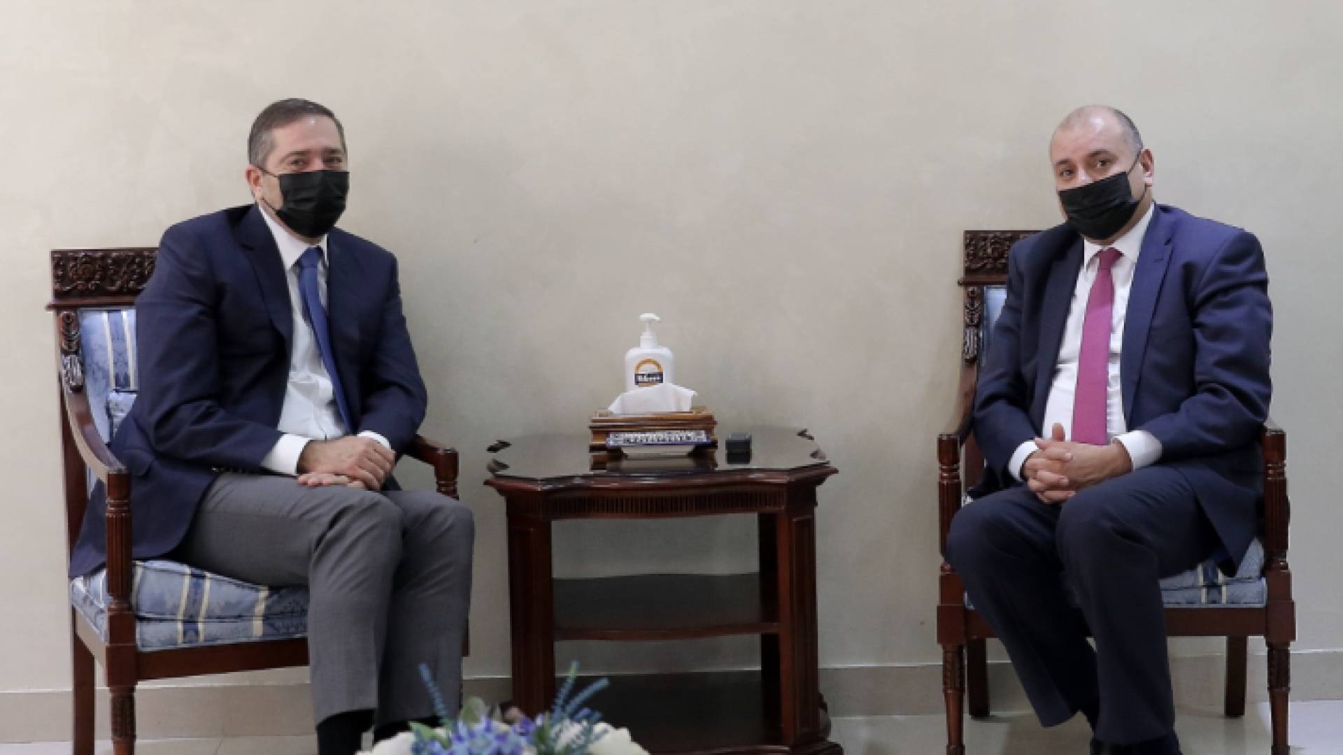 العوادت والرفاعي