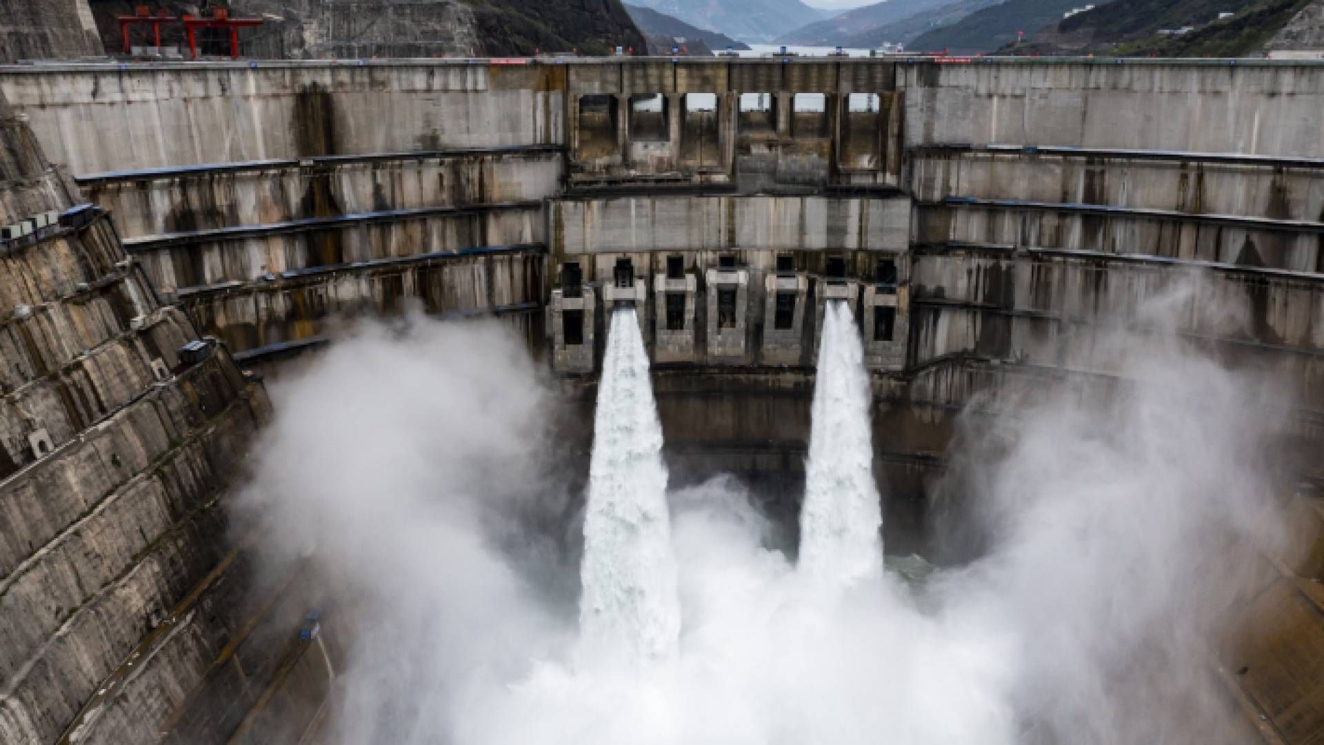 ثاني أكبر سد كهرمائي