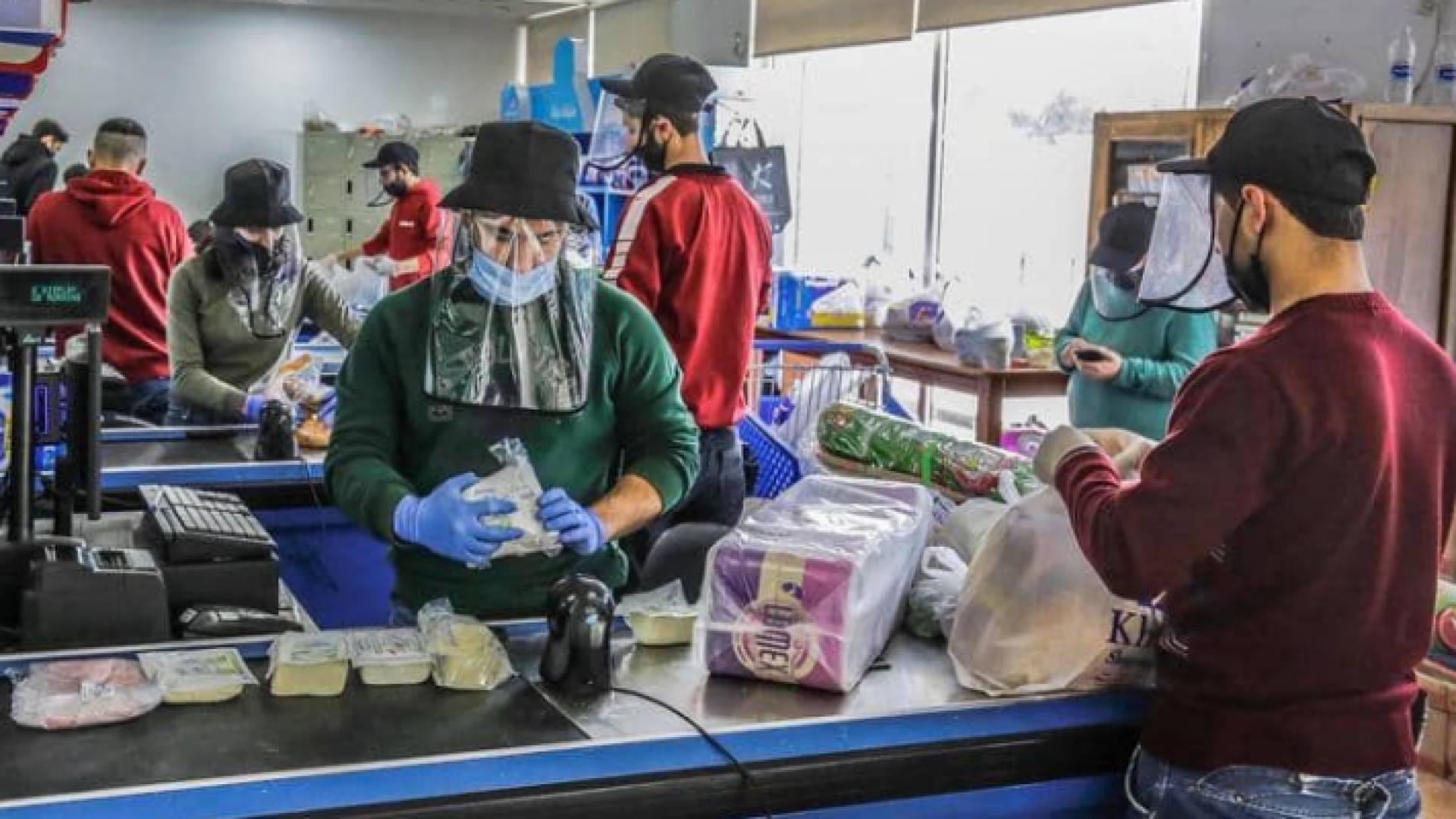 كارثة اقتصادية في لبنان