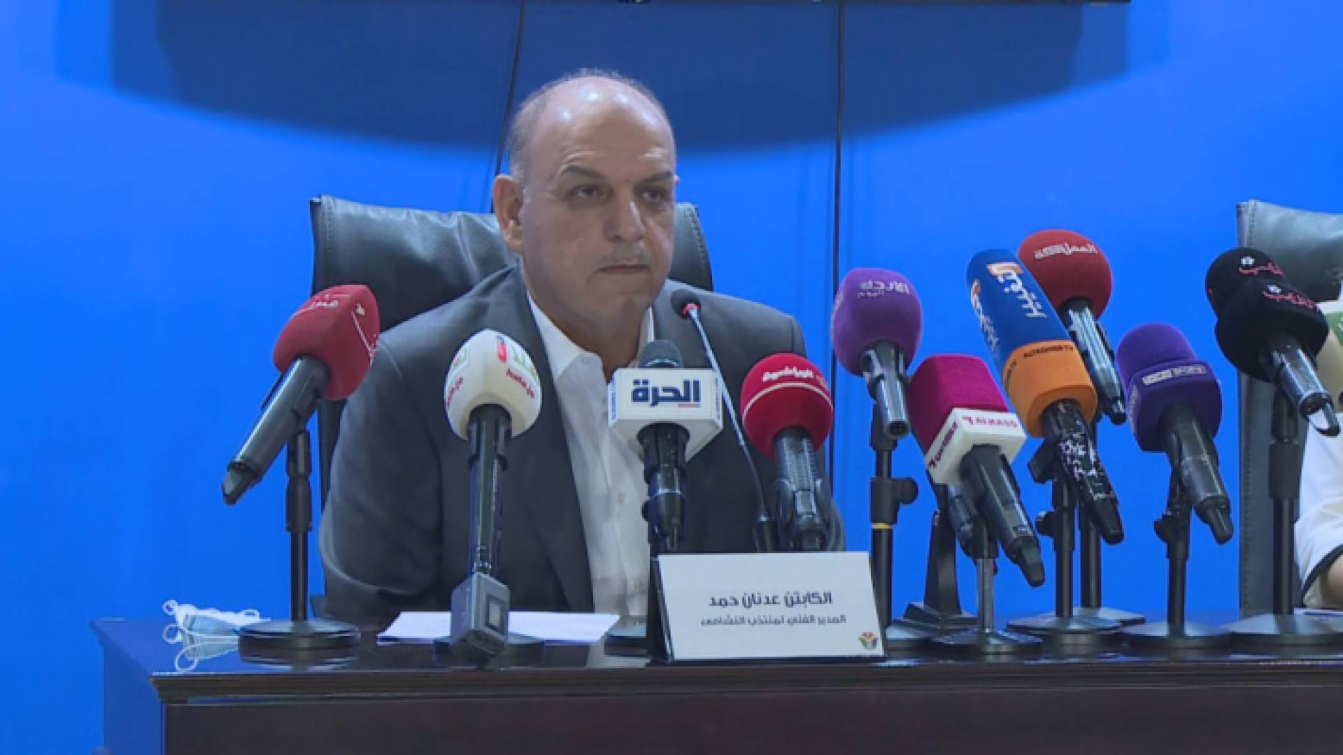 عدنان حمد، المدير الفني للمنتخب الوطني لكرة القدم