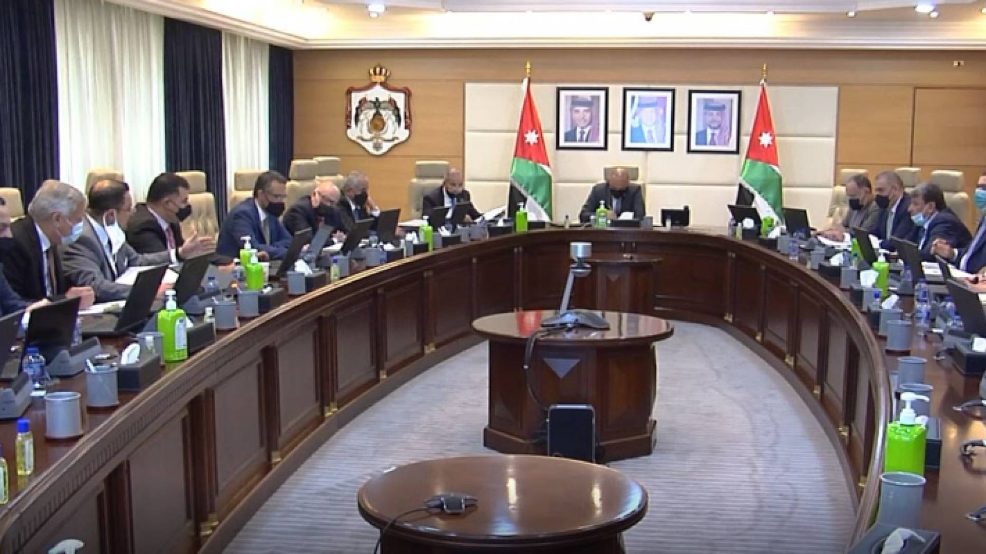 خلال اجتماع مجلس الوزراء