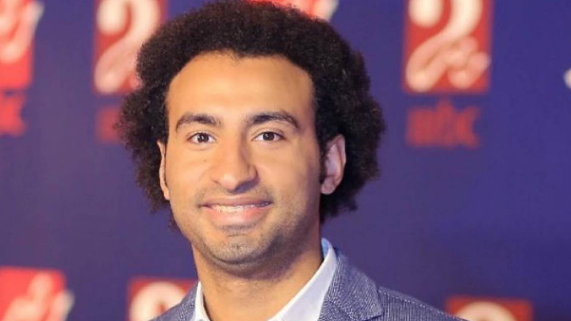 الفنان علي ربيع