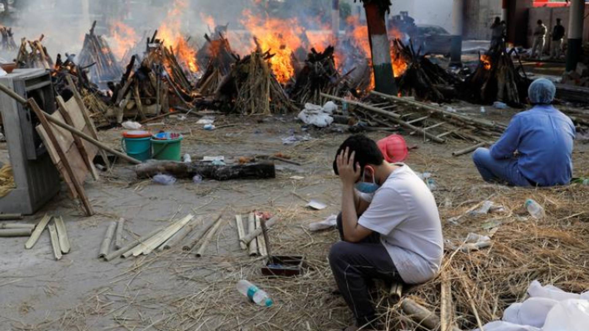 محرقة جثث في الهند