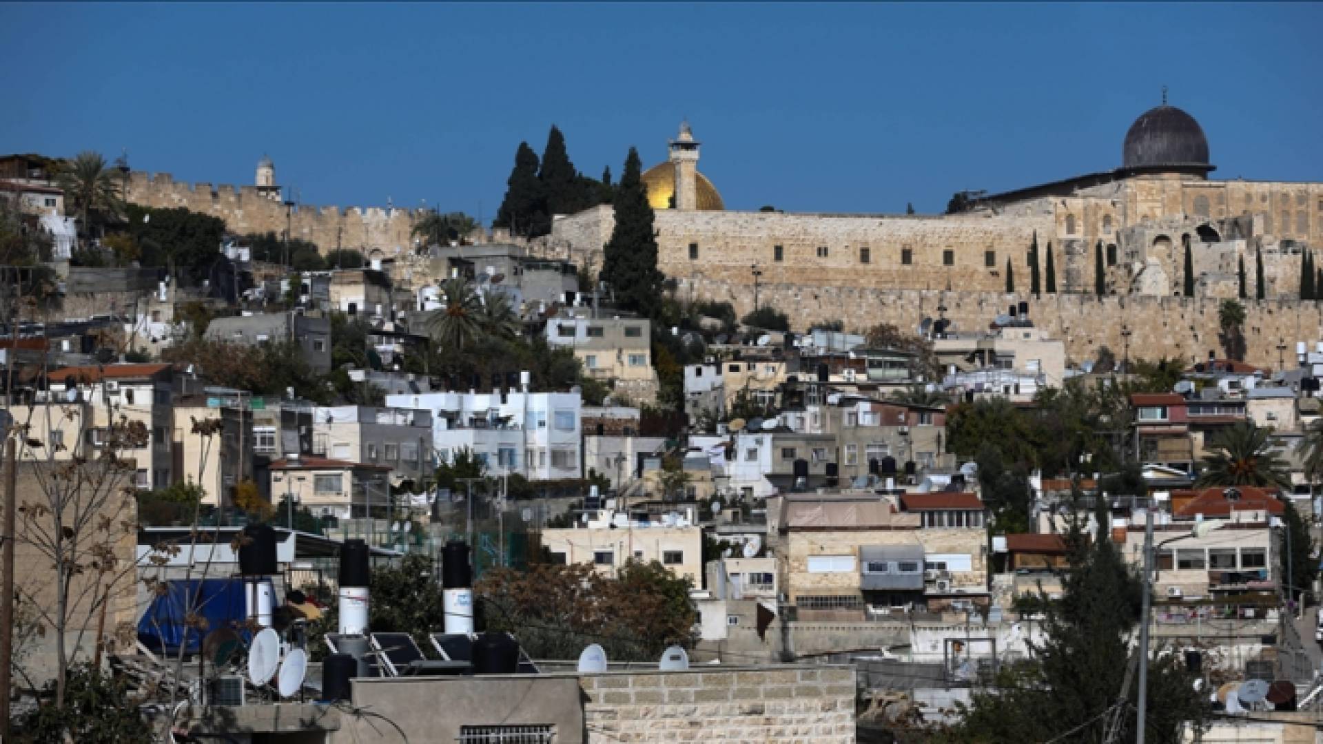 آلة الاحتلال والاستيطان تتكسر على صخرة "سلوان" في القدس المحتلة