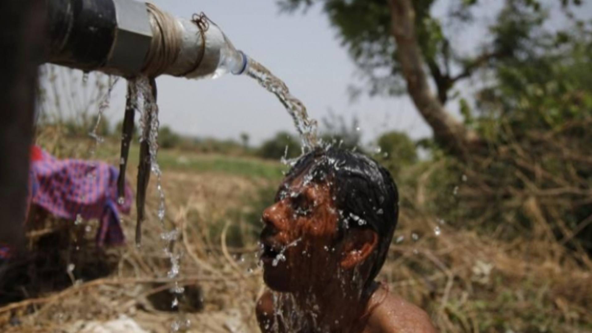 كتلة حارة - تعبيرية