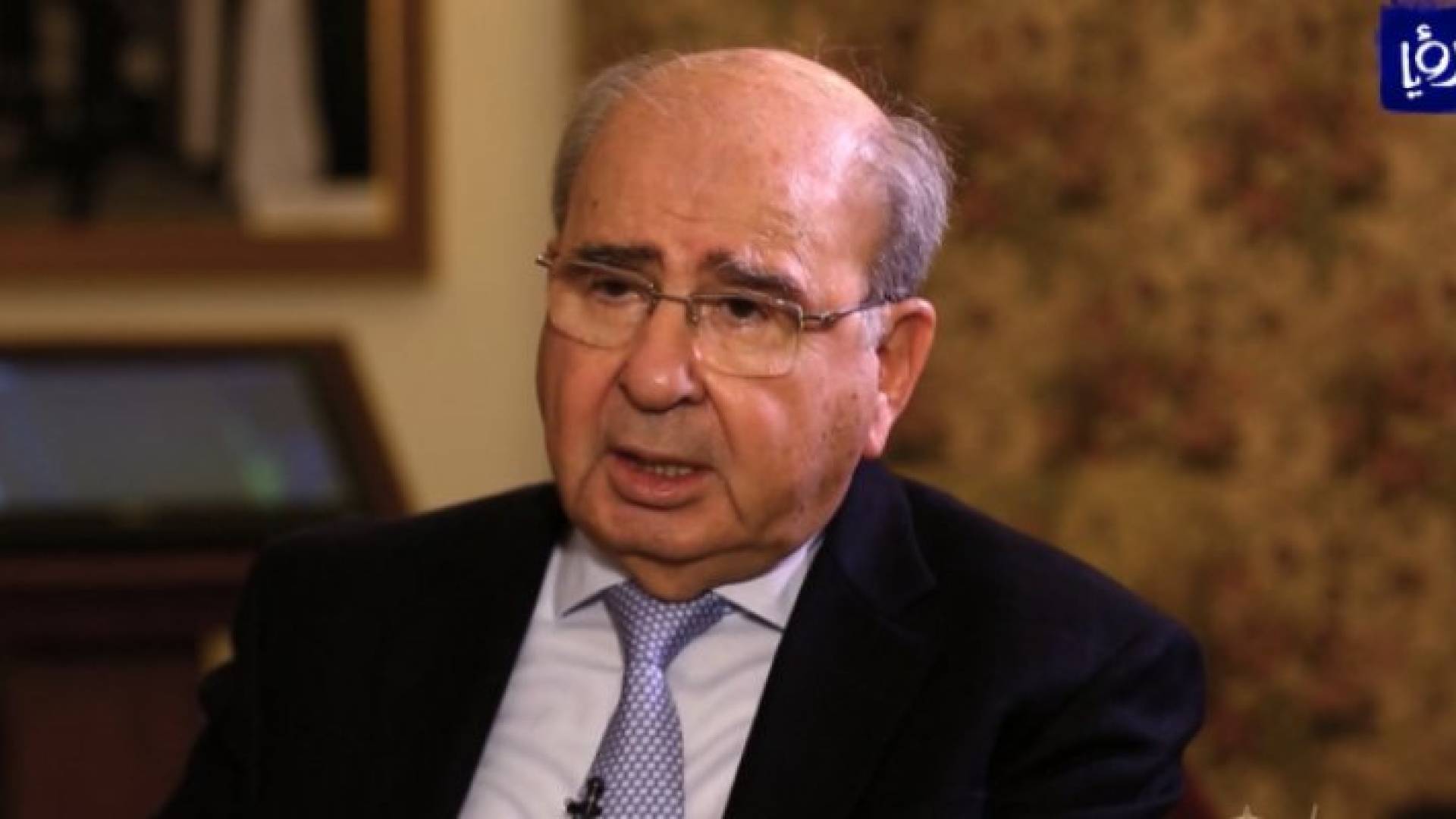 رئيس الوزراء الأسبق طاهر المصري