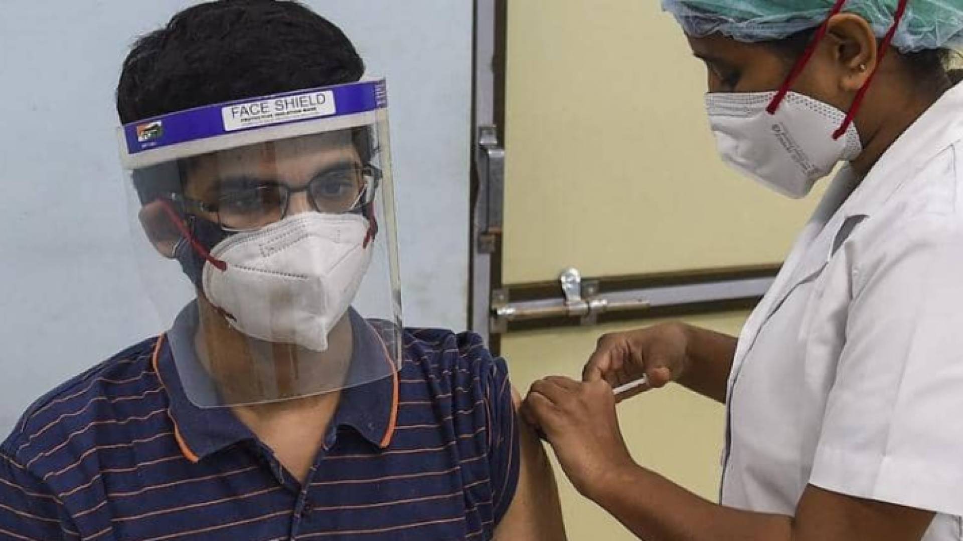 مخاوف من موجة جديدة لوباء كورونا مع انتشار المتحورة دلتا