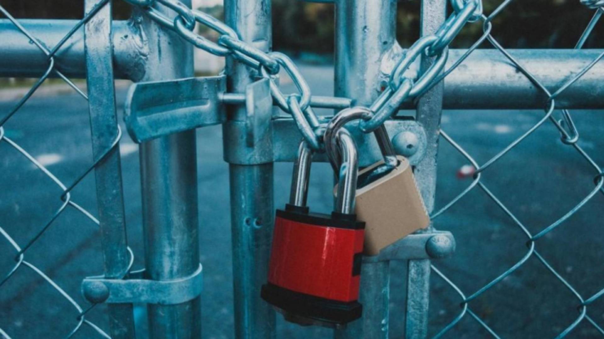 إغلاق منشأة