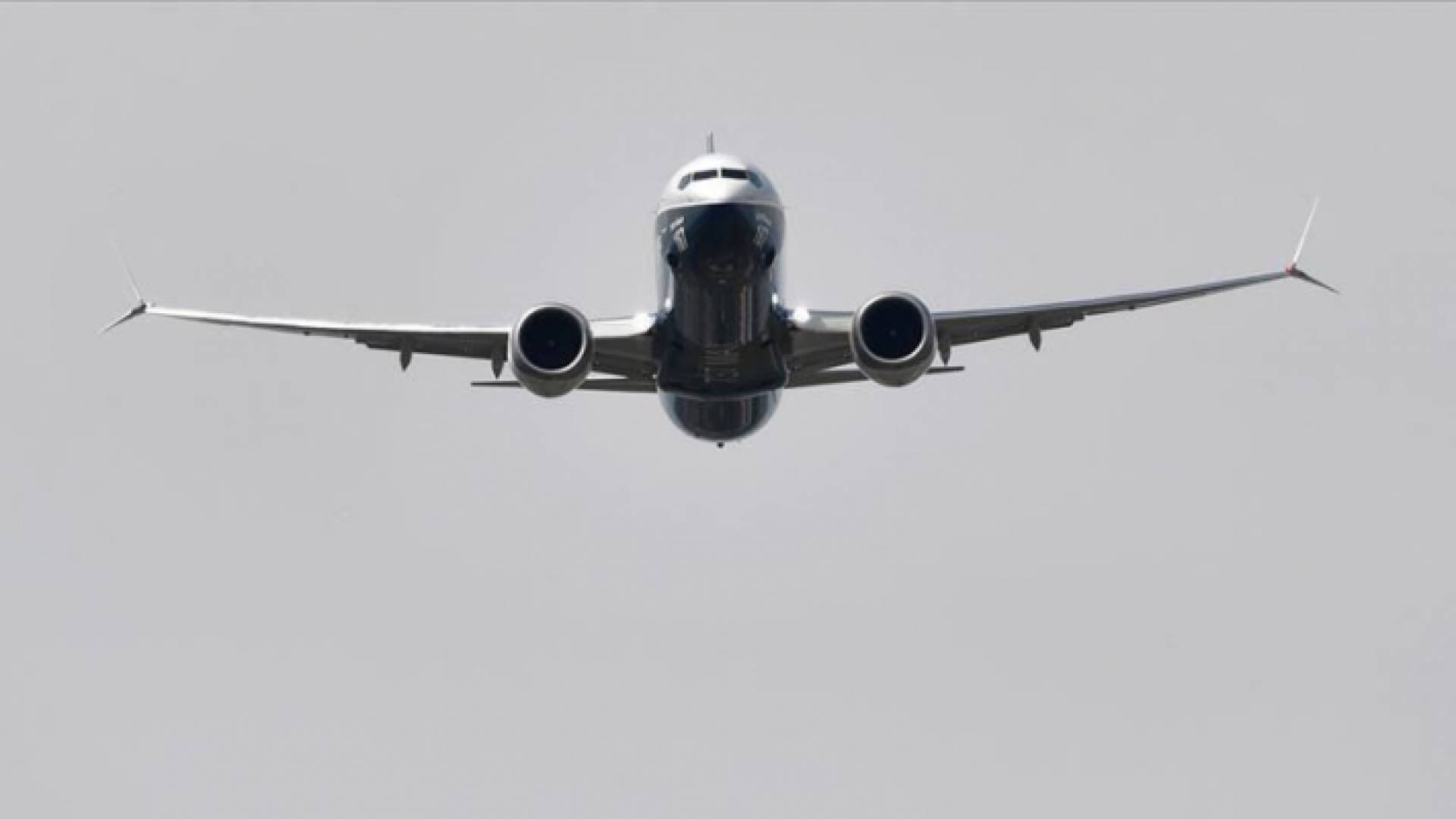 طائرة - تعبيرية