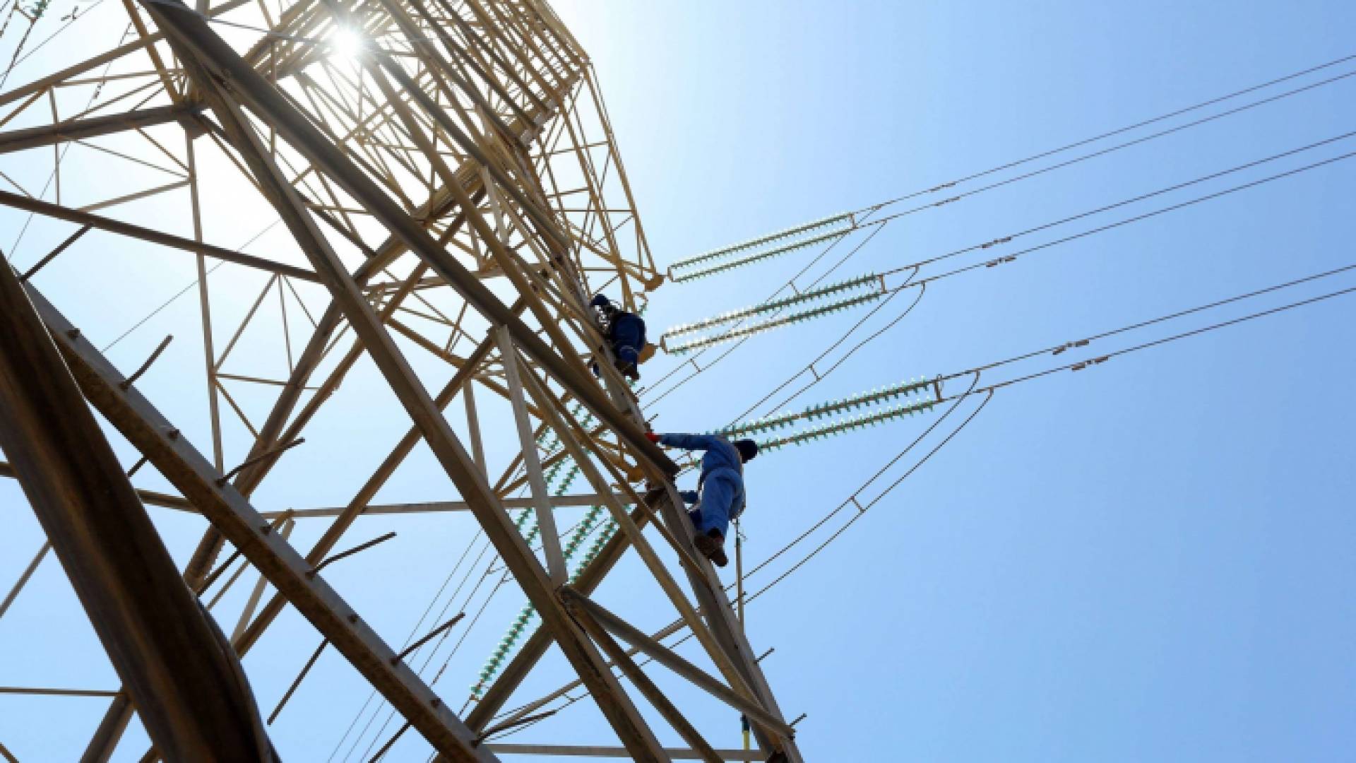 منحة سعودية إلى الأردن لتطوير شبكة الكهرباء في الأزرق