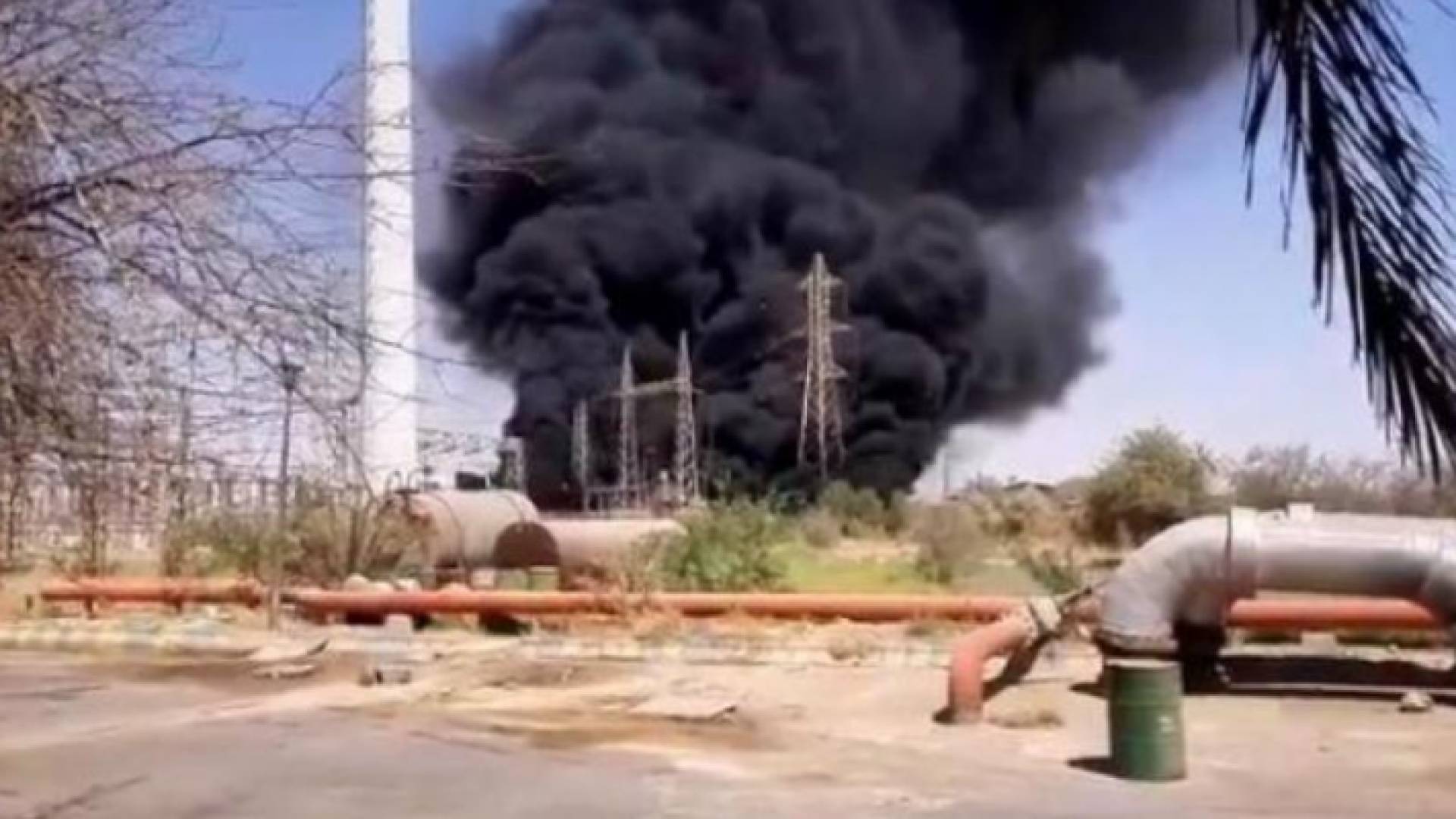 مقتل ثلاثة أشخاص في انفجار بانبوب نفط في ايران