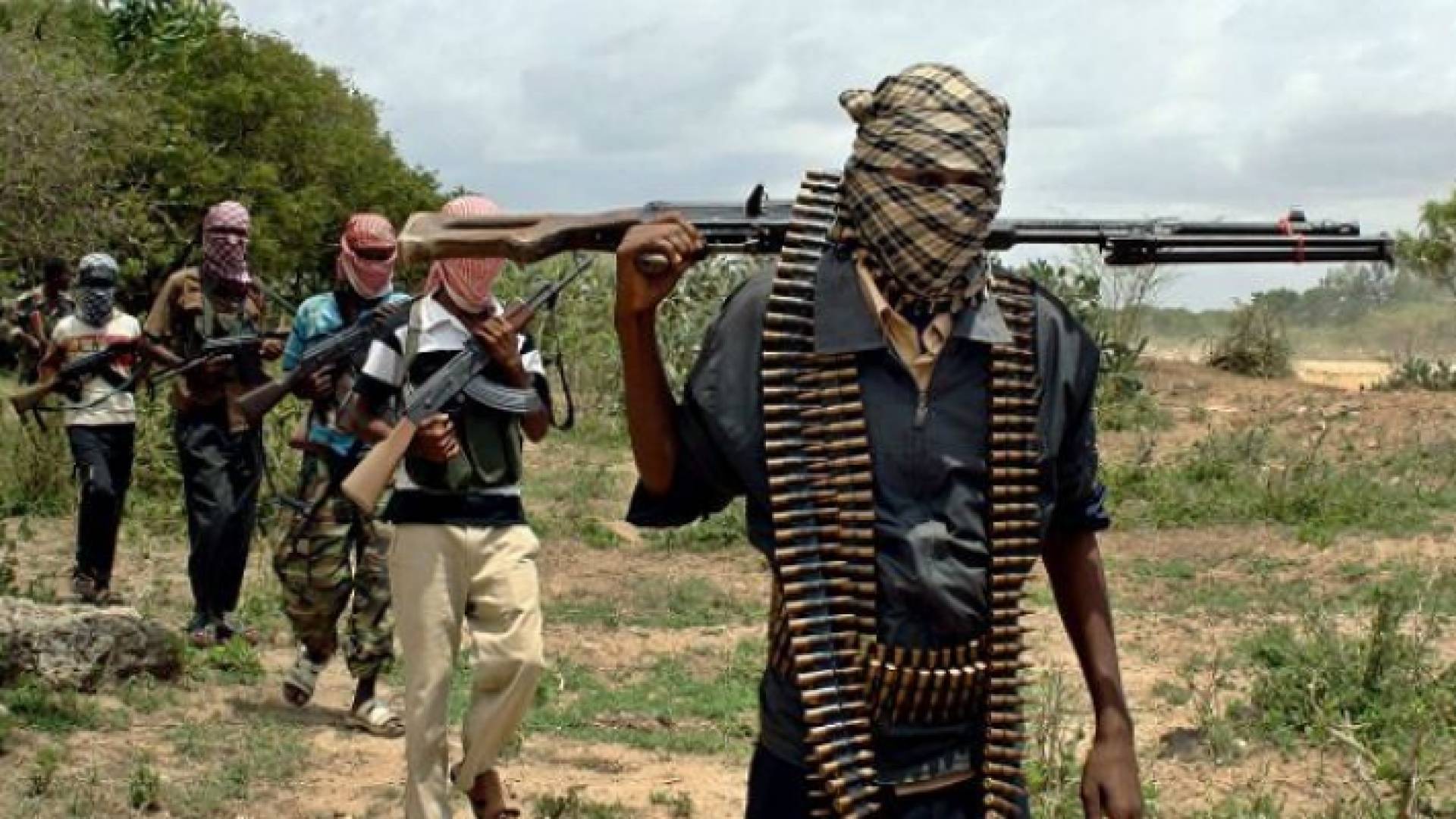 مقاتلون ضد الجيش الفرنسي في منطقة الساحل