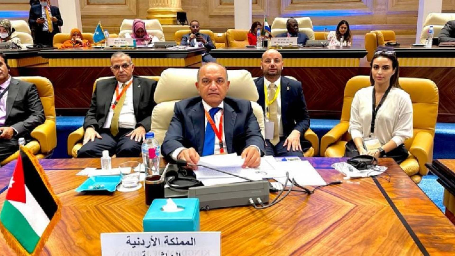 السفير أمجد العضايلة يترأس الوفد الأردني