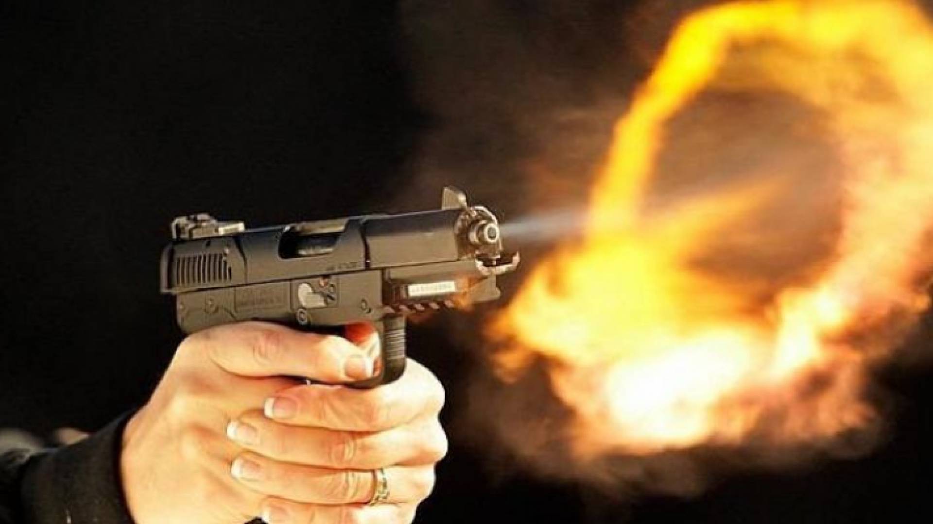 إطلاق نار من مسدس