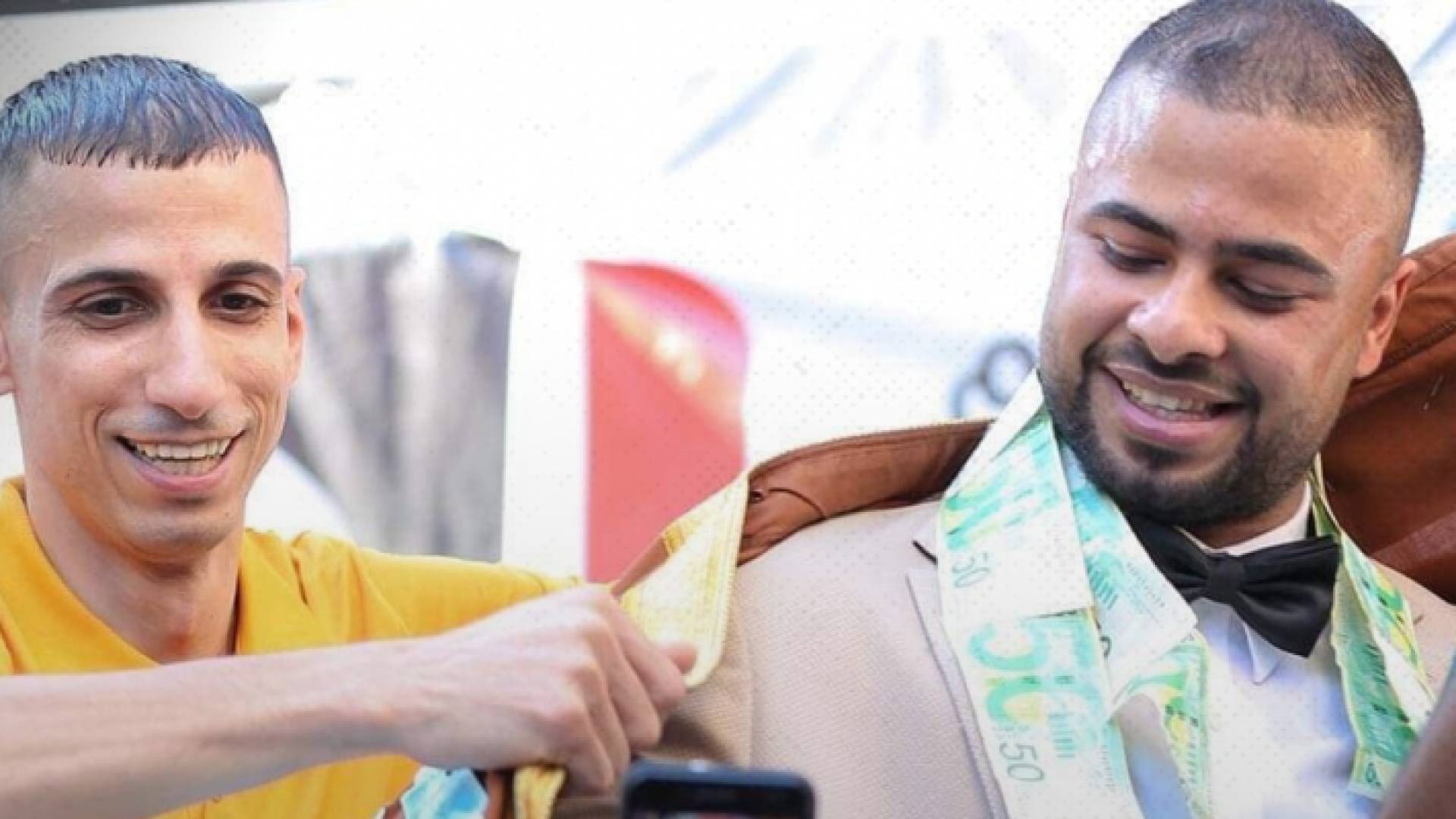 العريس الفلسطيني وخاله .. مواقع التواصل الاجتماعي