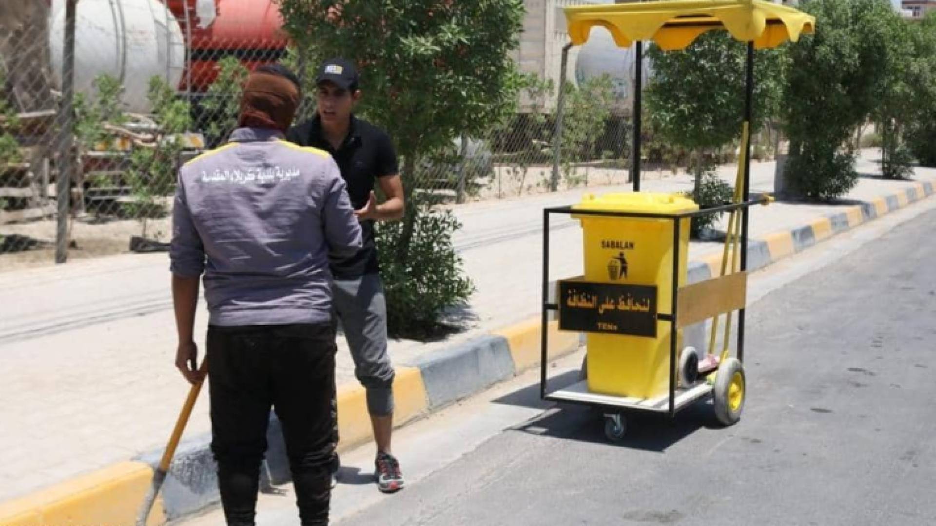 العراق.. مبادرة "شكرا" لحماية عمال النظافة في الصيف