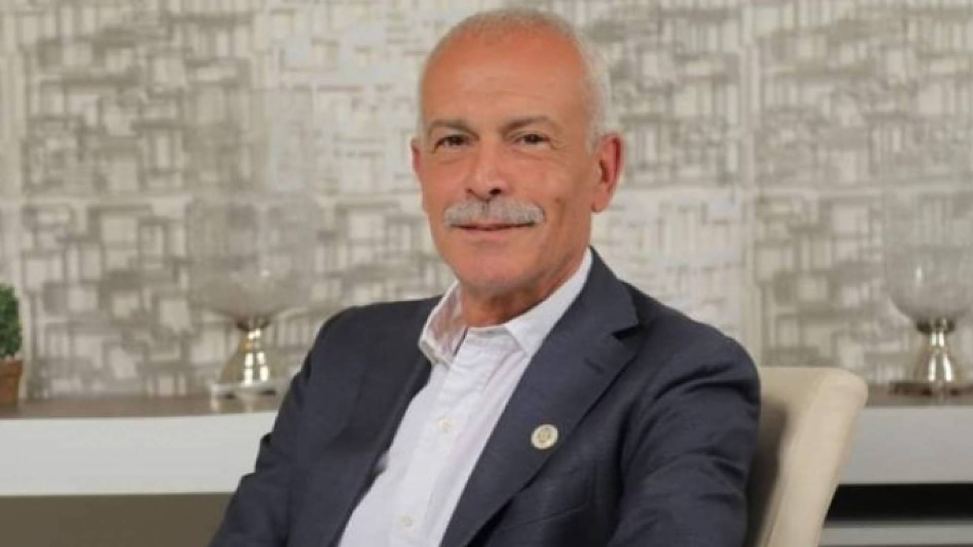 مساعد مدير نشاط كرة القدم للفريق الأول زياد شلباية