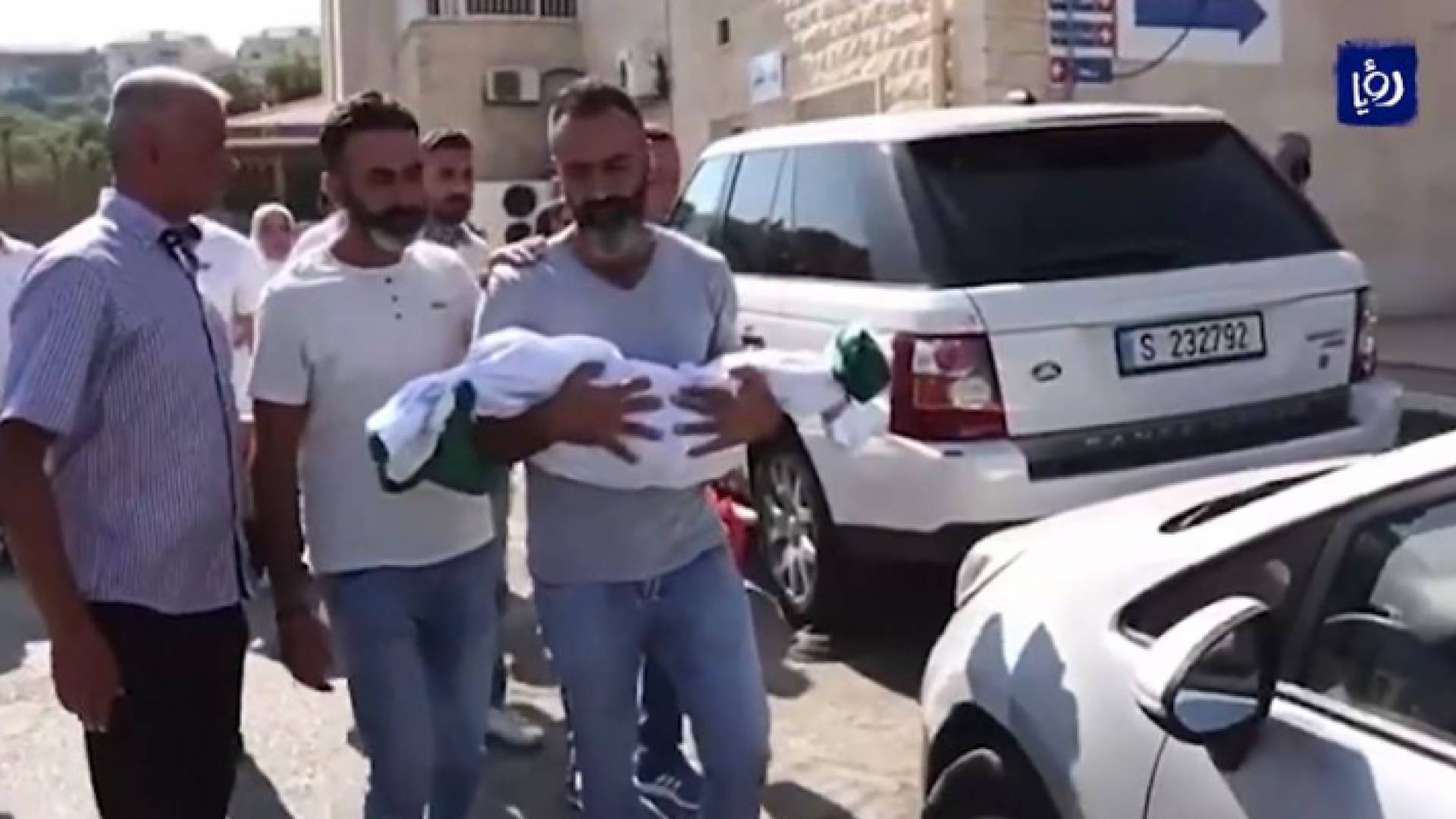 أزمة الدواء و الكهرباء تقتل الأطفال و المسنين في لبنان