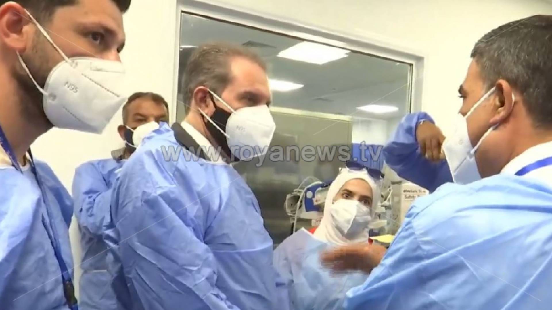 وزير الصحة الدكتور فراس الهواري يزور مستشفى عمان الميداني