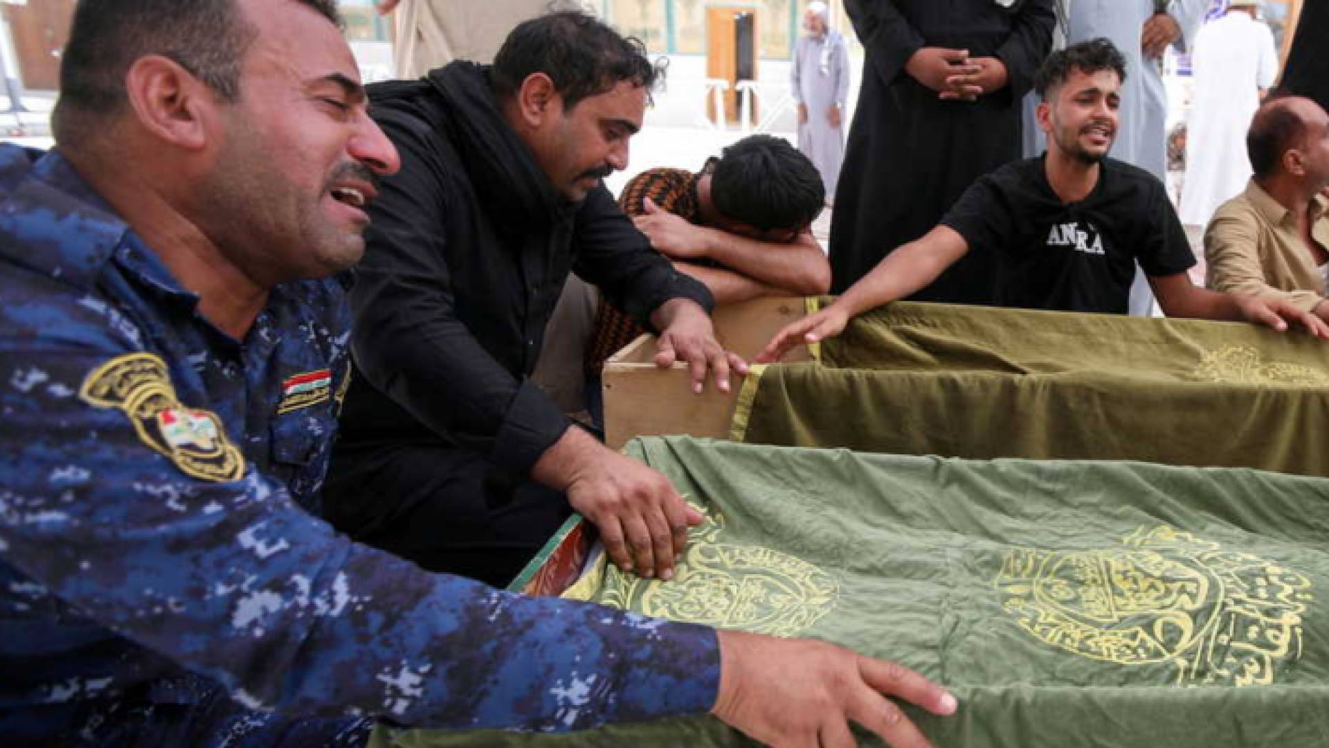 حريق المستشفى أدى إلى مقتل 82 شخصًا وإصابة العشرات