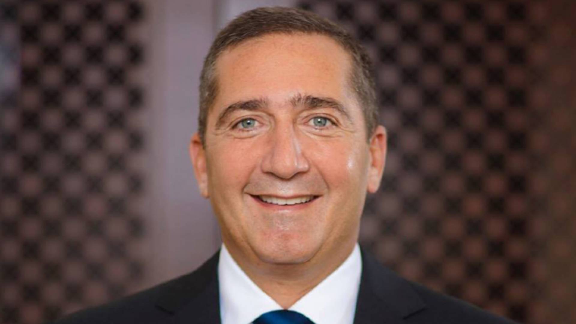 رئيس اللجنة الملكية لتحديث المنظومة السياسية سمير الرفاعي - أرشيفية