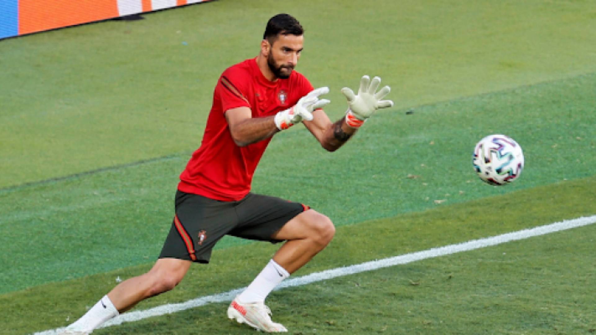 الحارس البرتغالي روي باتريسيو - أرشيفية