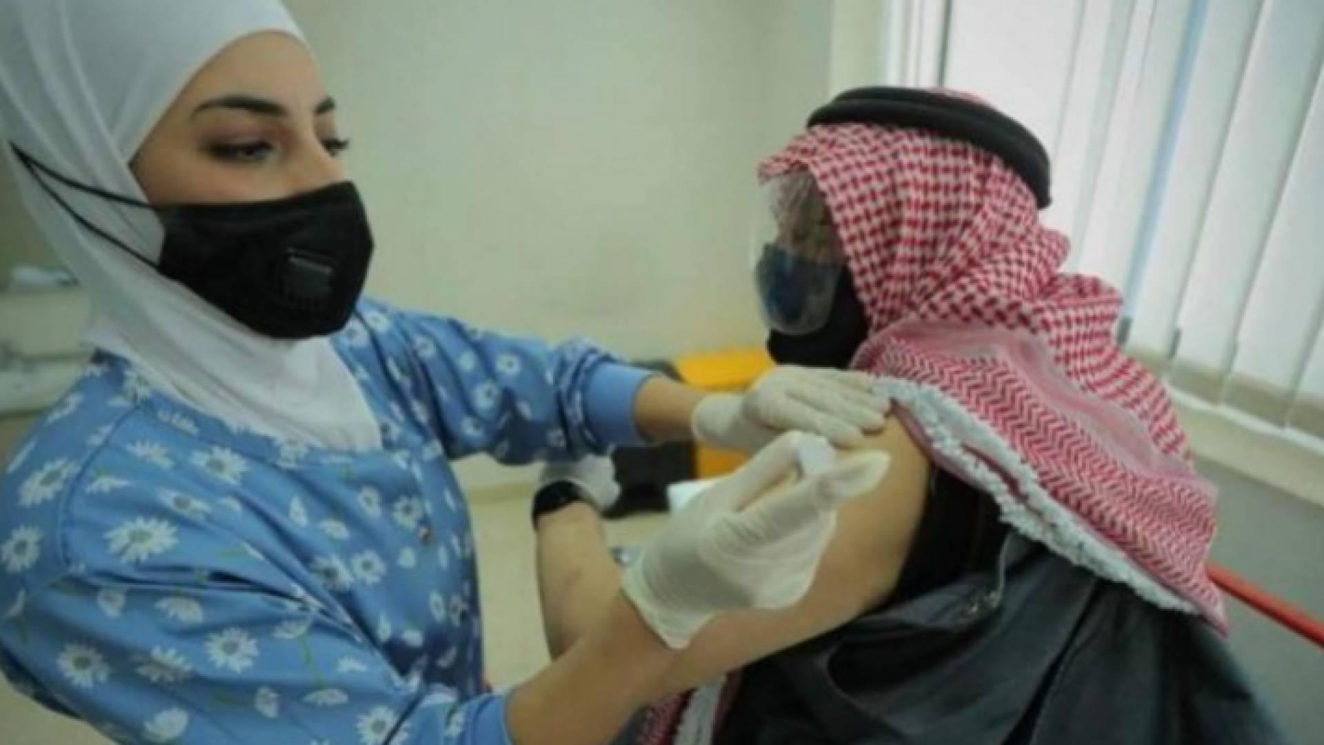 استمرار حملة التطعيم ضد لقاح كورونا في الأردن