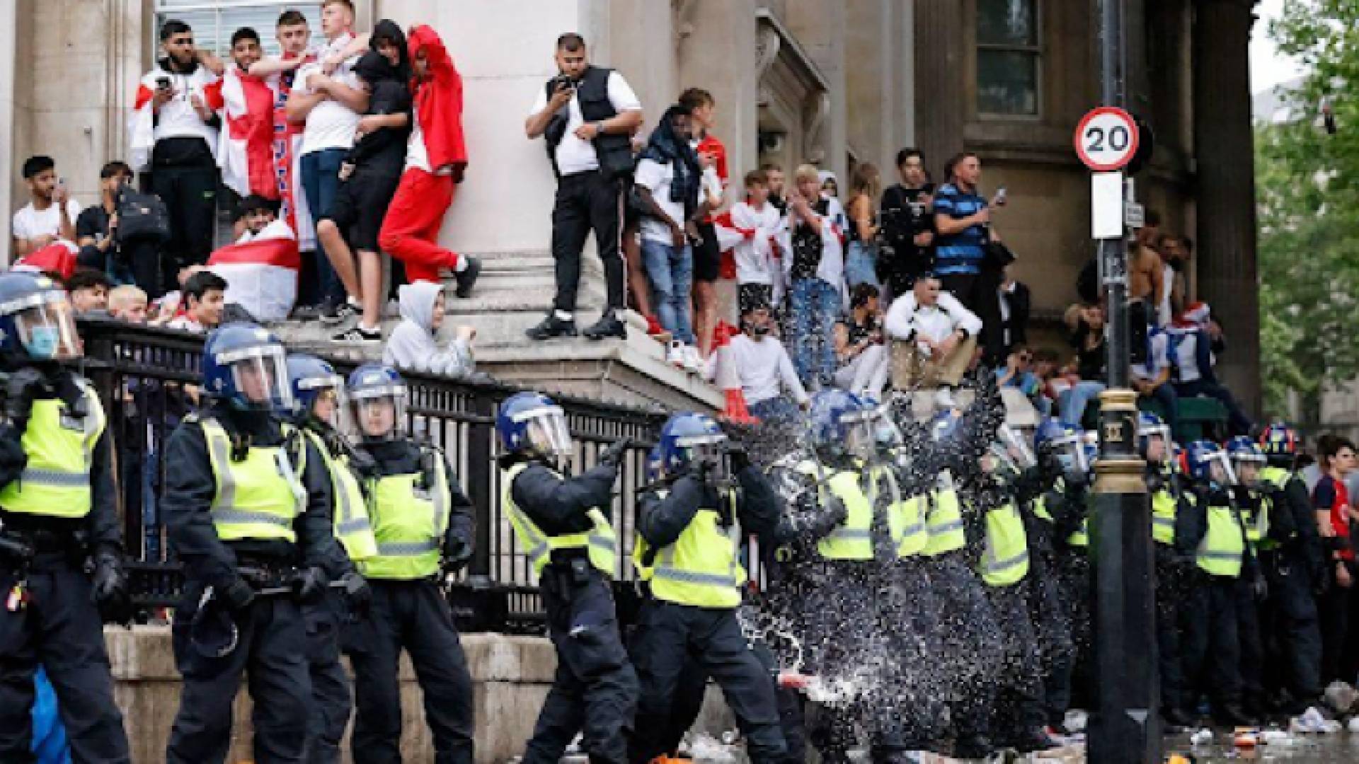 أحداث الشغب في نهائي يورو 2020 - أرشيفية