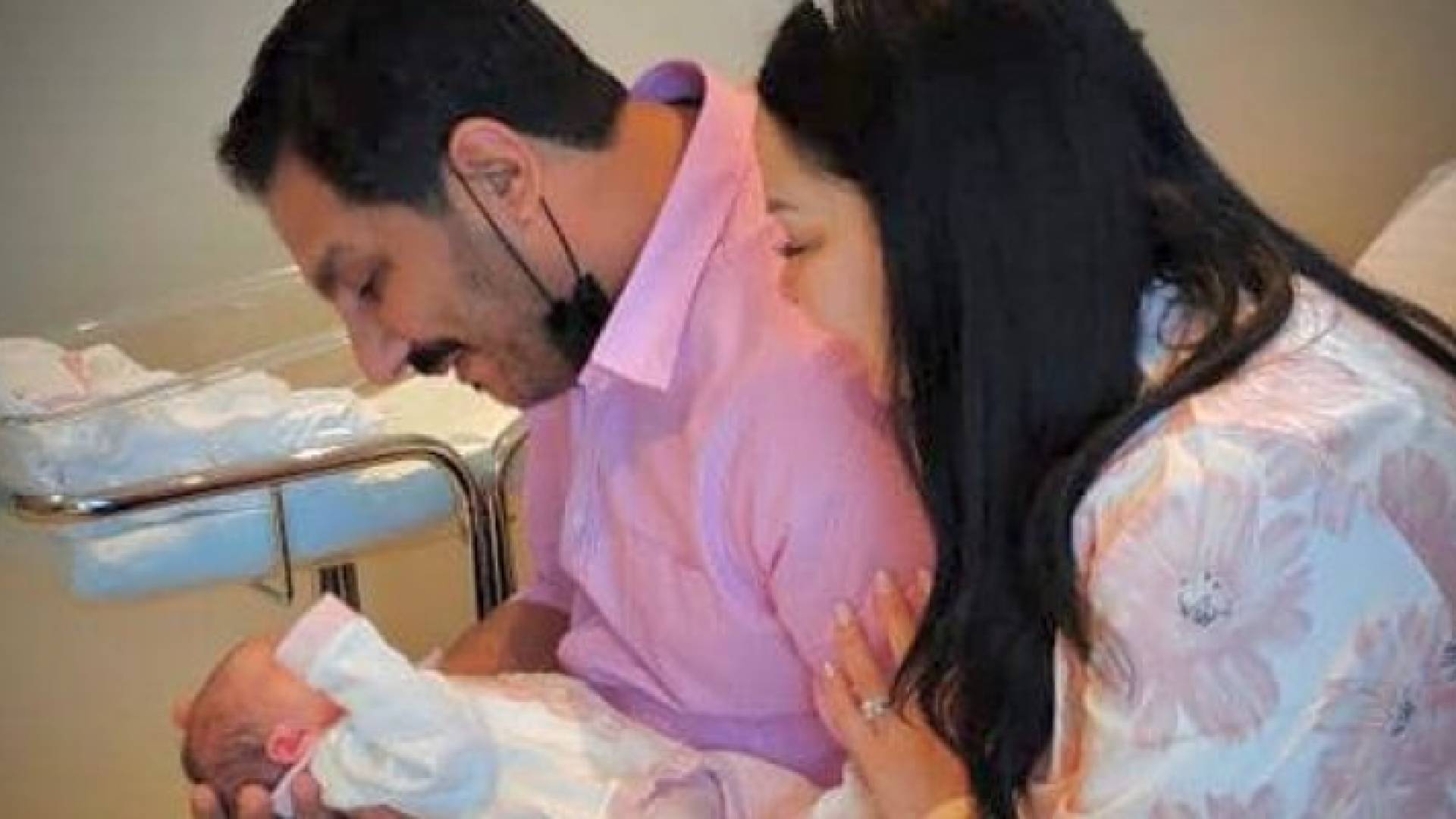 الصورة نشرها العمري على حسابه فيسبوك