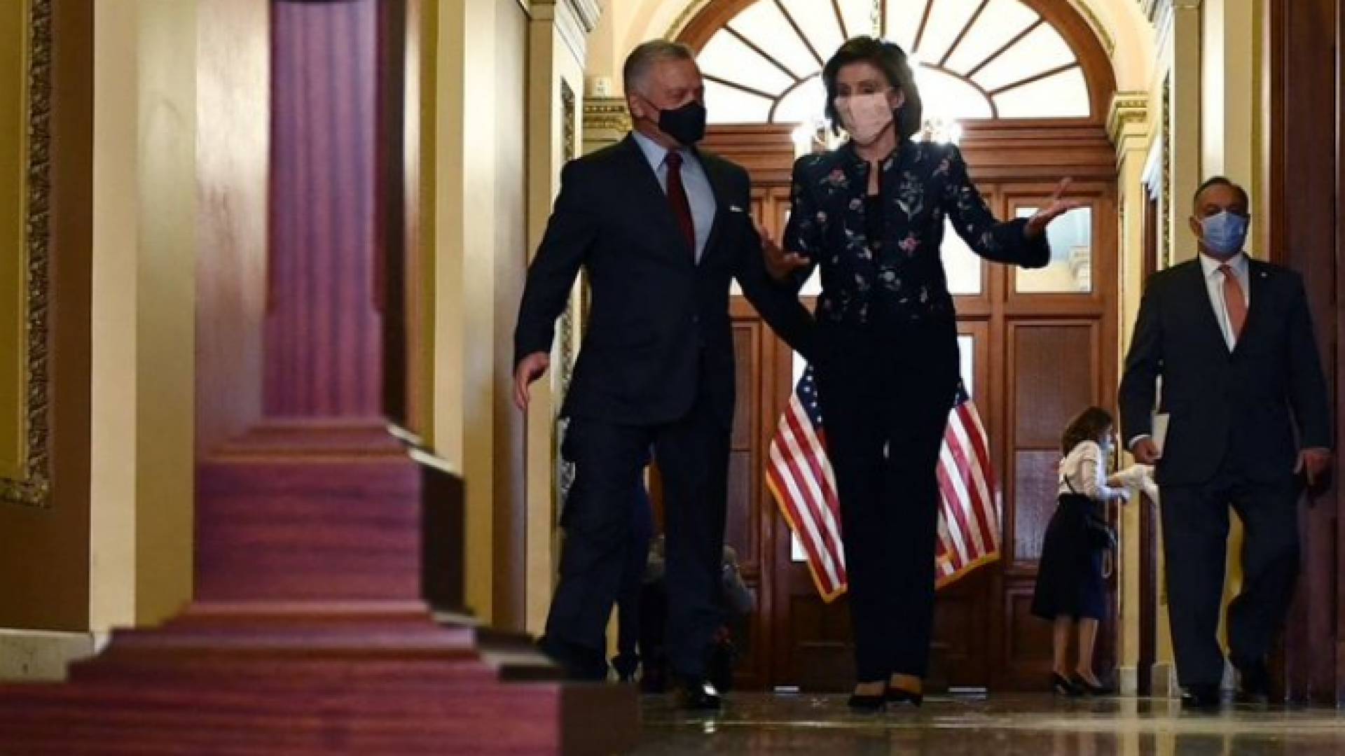 الملك يعرب خلال لقائه بيلوسي عن تفاؤله بإطلاق مسار جديد يعيد الأمل والثقة لشعوب المنطقة