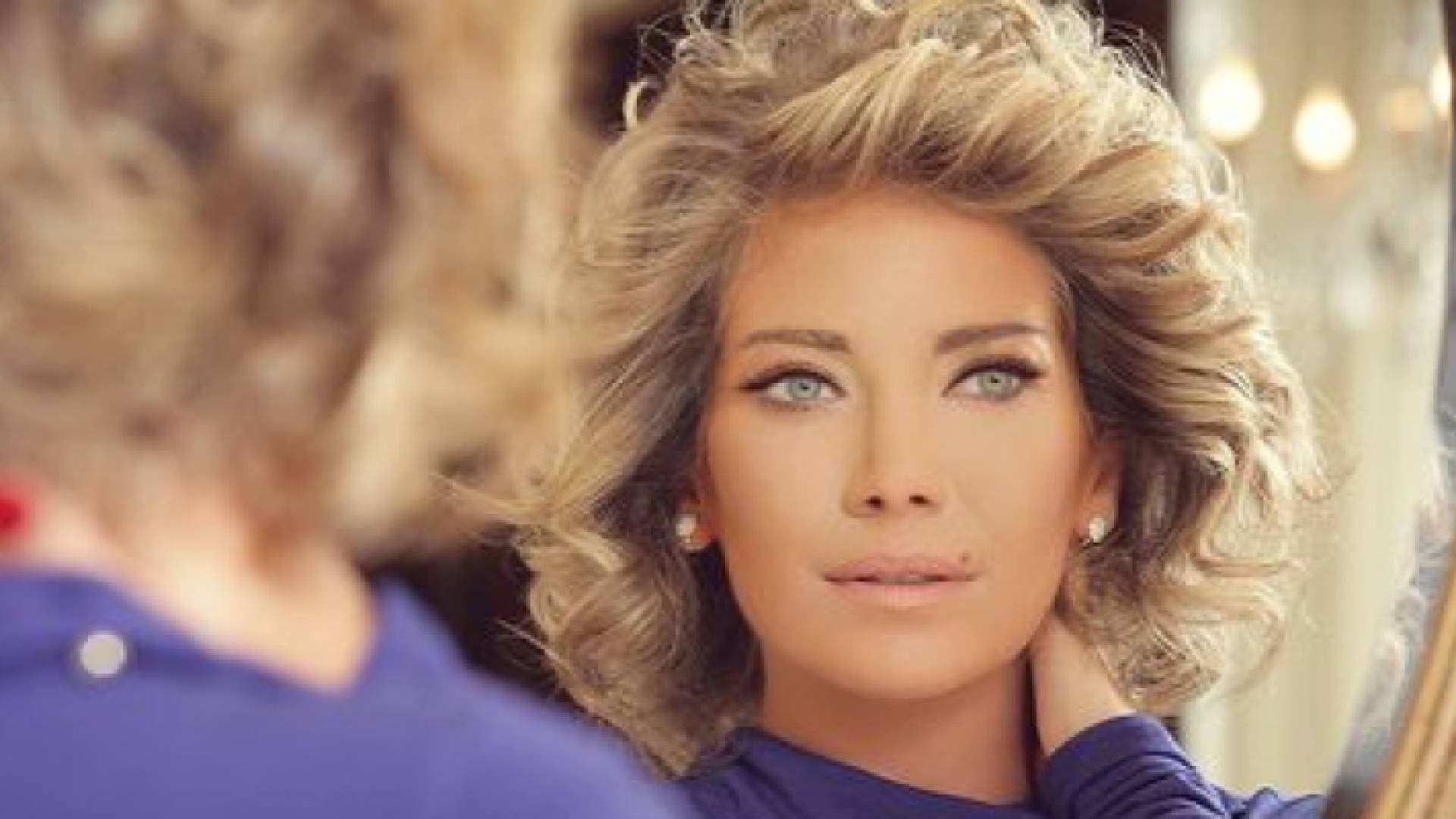 الفنانة السورية سلافة معمار