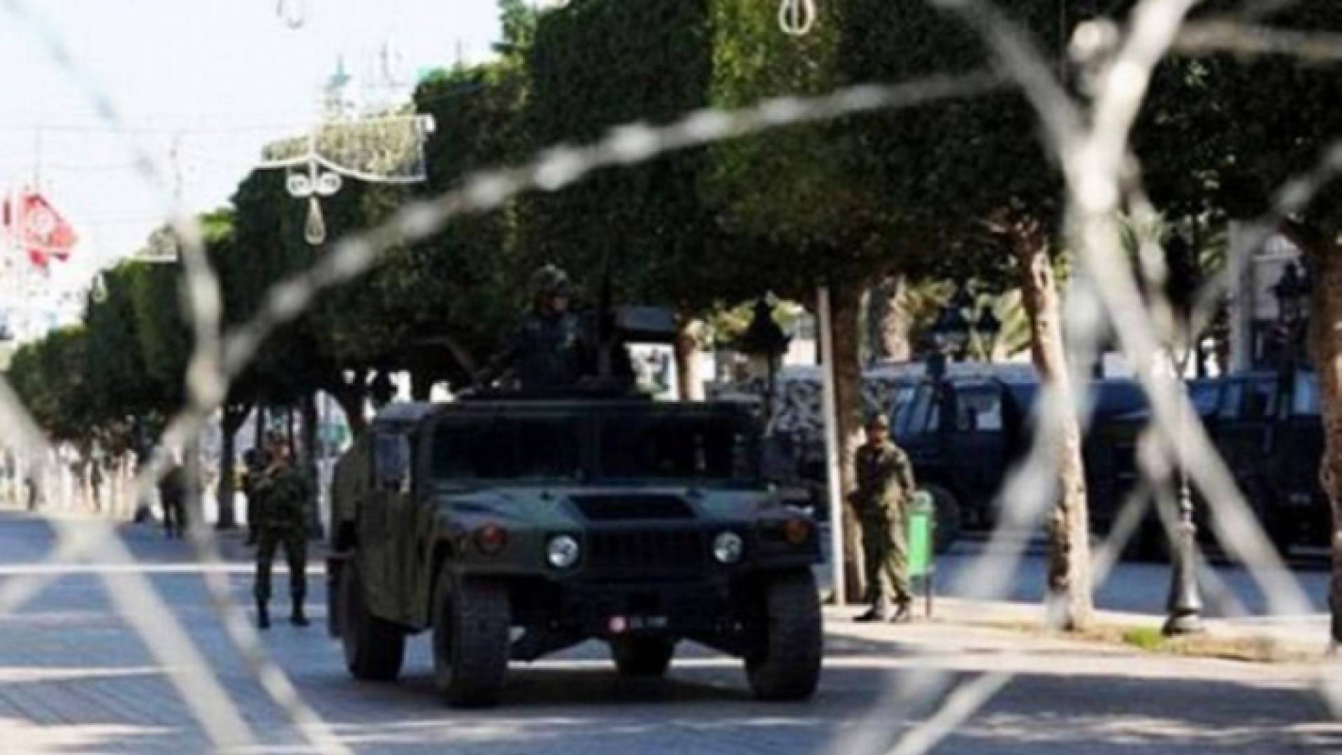 تونس تمدد حالة الطوارئ لمدة 6 أشهر