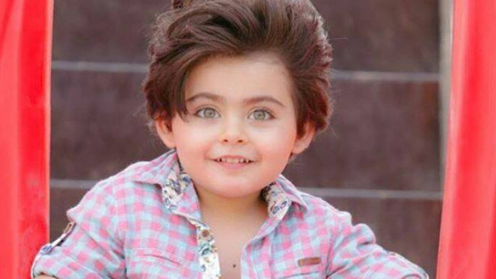 الطفل الإيراني برديا عمادي