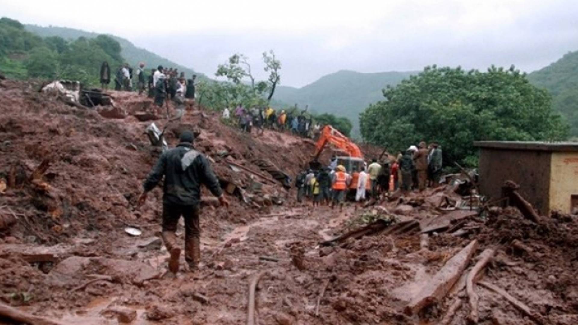 مصرع 36 شخصا وفقدان العشرات في انزلاق تربة في الهند